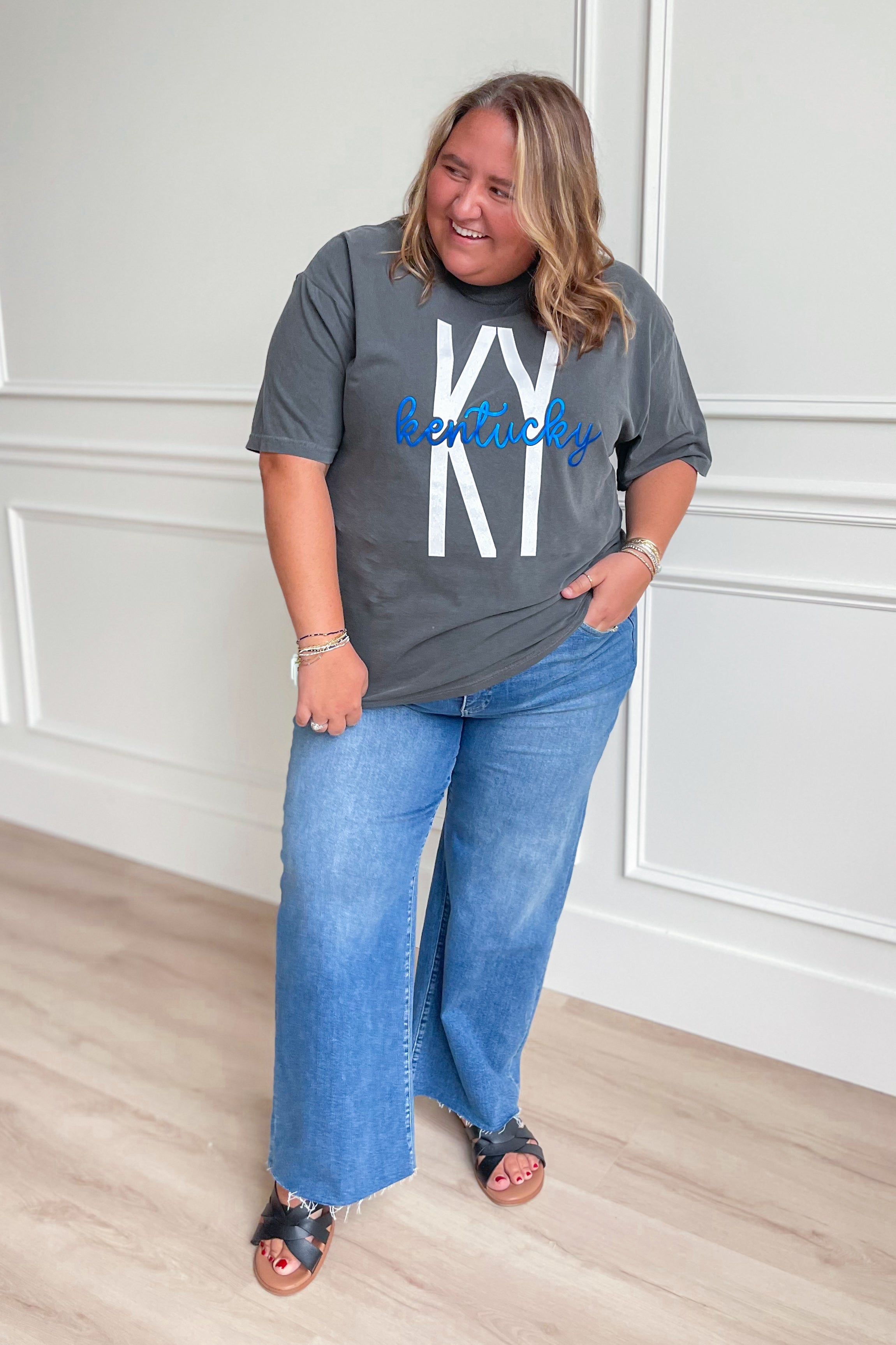 Kentucky Girl Graphic T-shirt - Be You Boutique