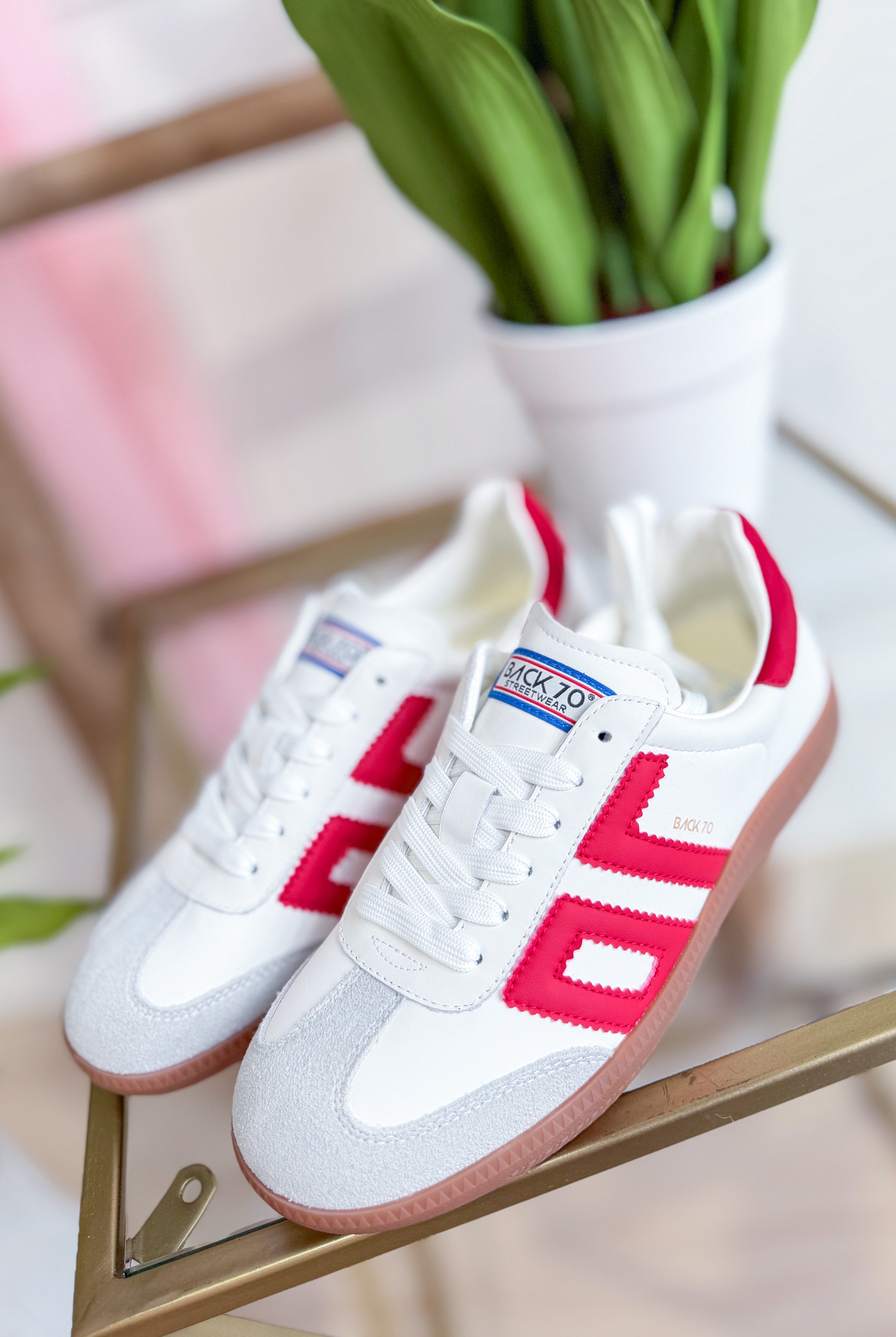 BACK 70 Cloud Sneakers in white and red, 205 model, with sleek design and breathable fabric for casual wear.
