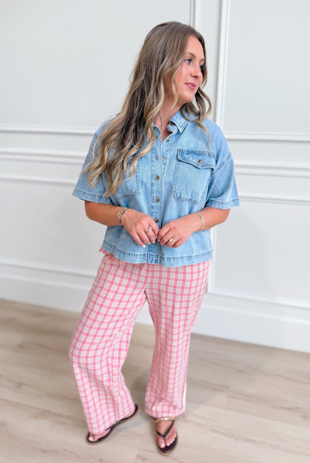 WISHLIST Oscar collared denim button-up top, casual 105 top, featuring a classic collar and button front in denim fabric.