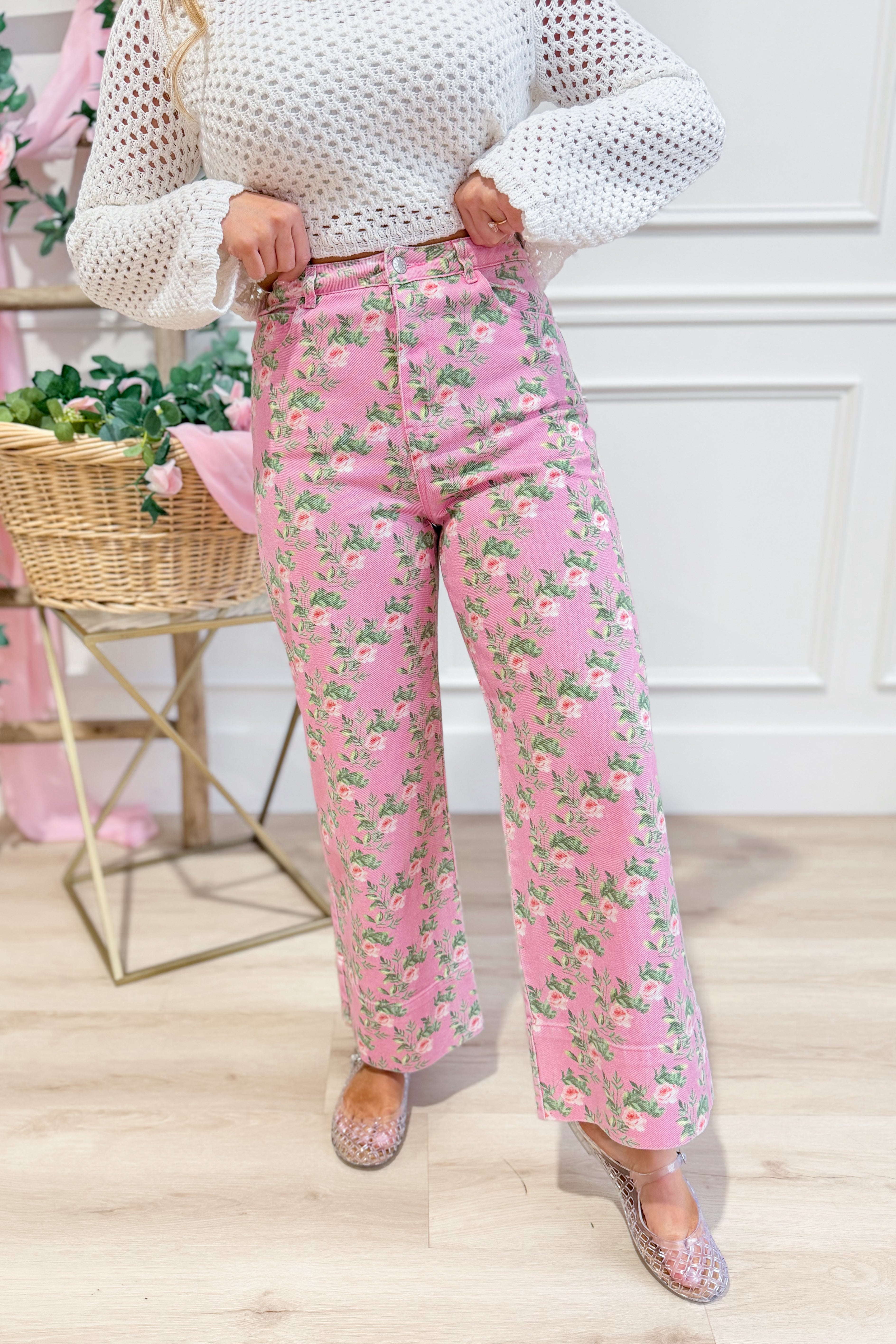 ENTRO Jenna floral printed pants with colorful floral design, stylish 156 pant for casual or semi-formal wear.