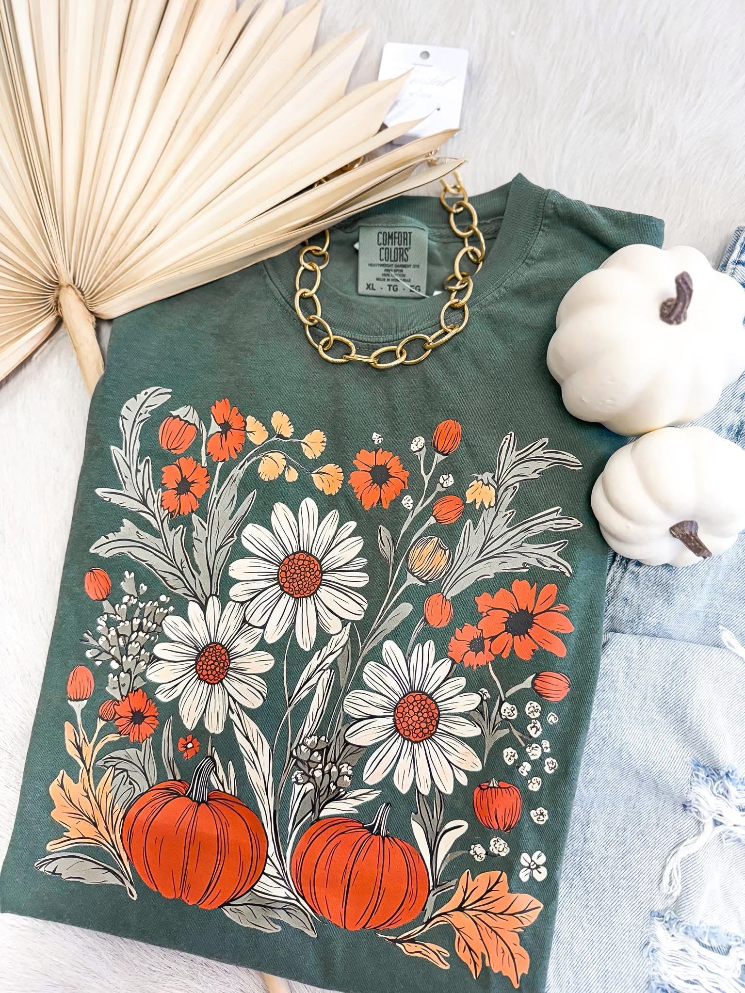 Floral Pumpkin with Daisies Graphic T-shirt - Be You Boutique