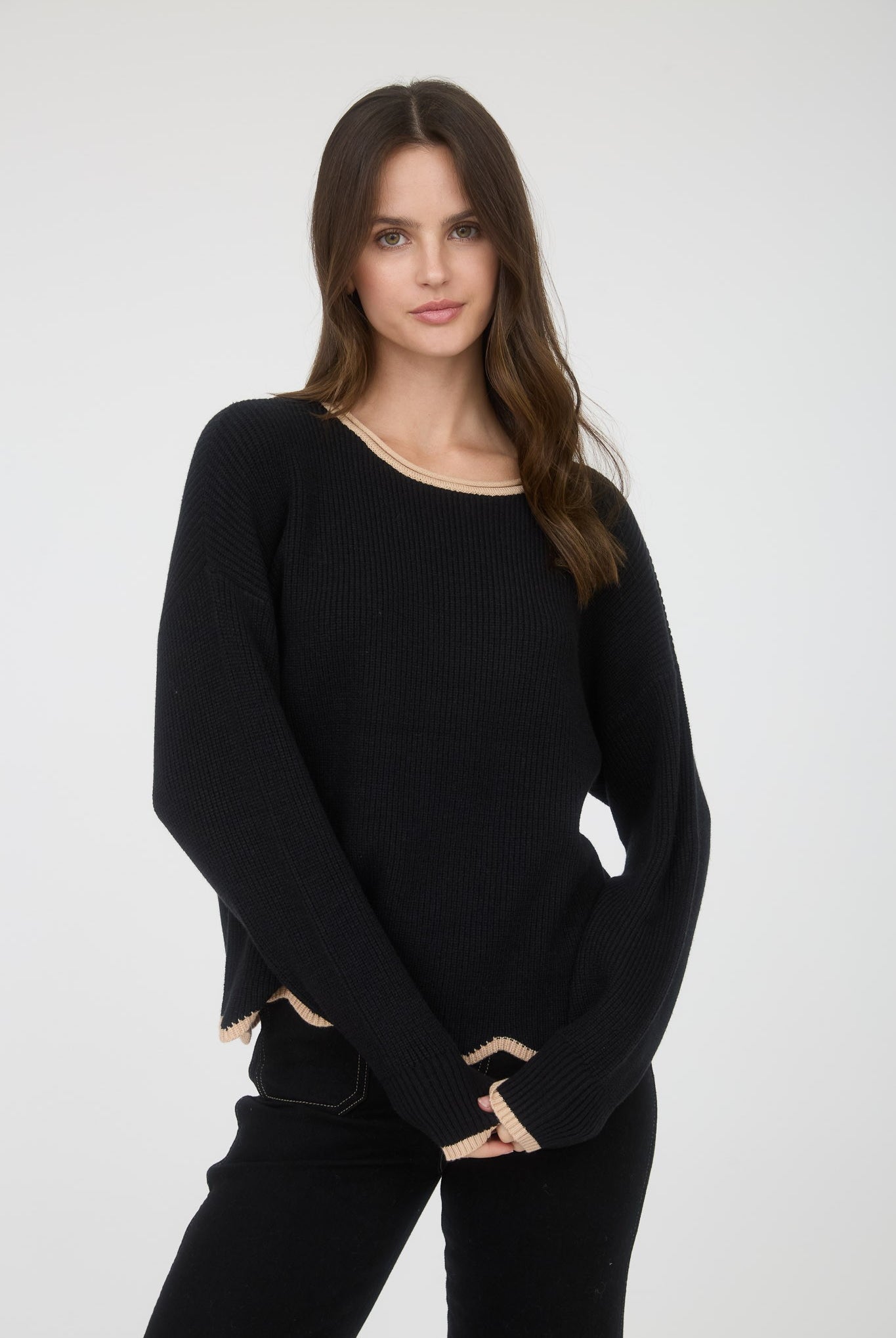 Olivia Contrast Scallop Pullover Sweater - Be You Boutique