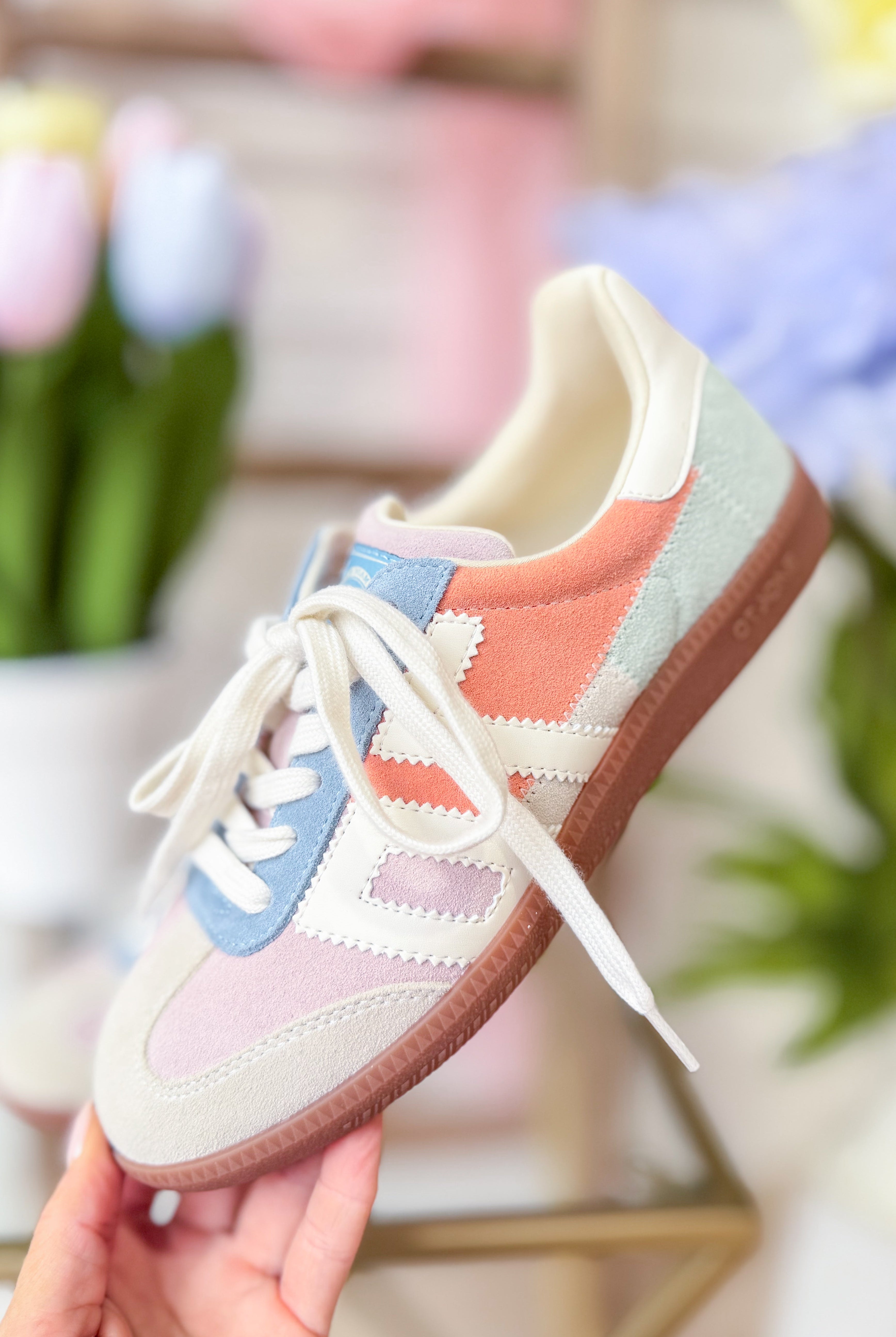 BACK 70 Squid Sneakers in Nude Sage, 205 Sneakers style, featuring a sleek design and neutral color, shown from the side view.