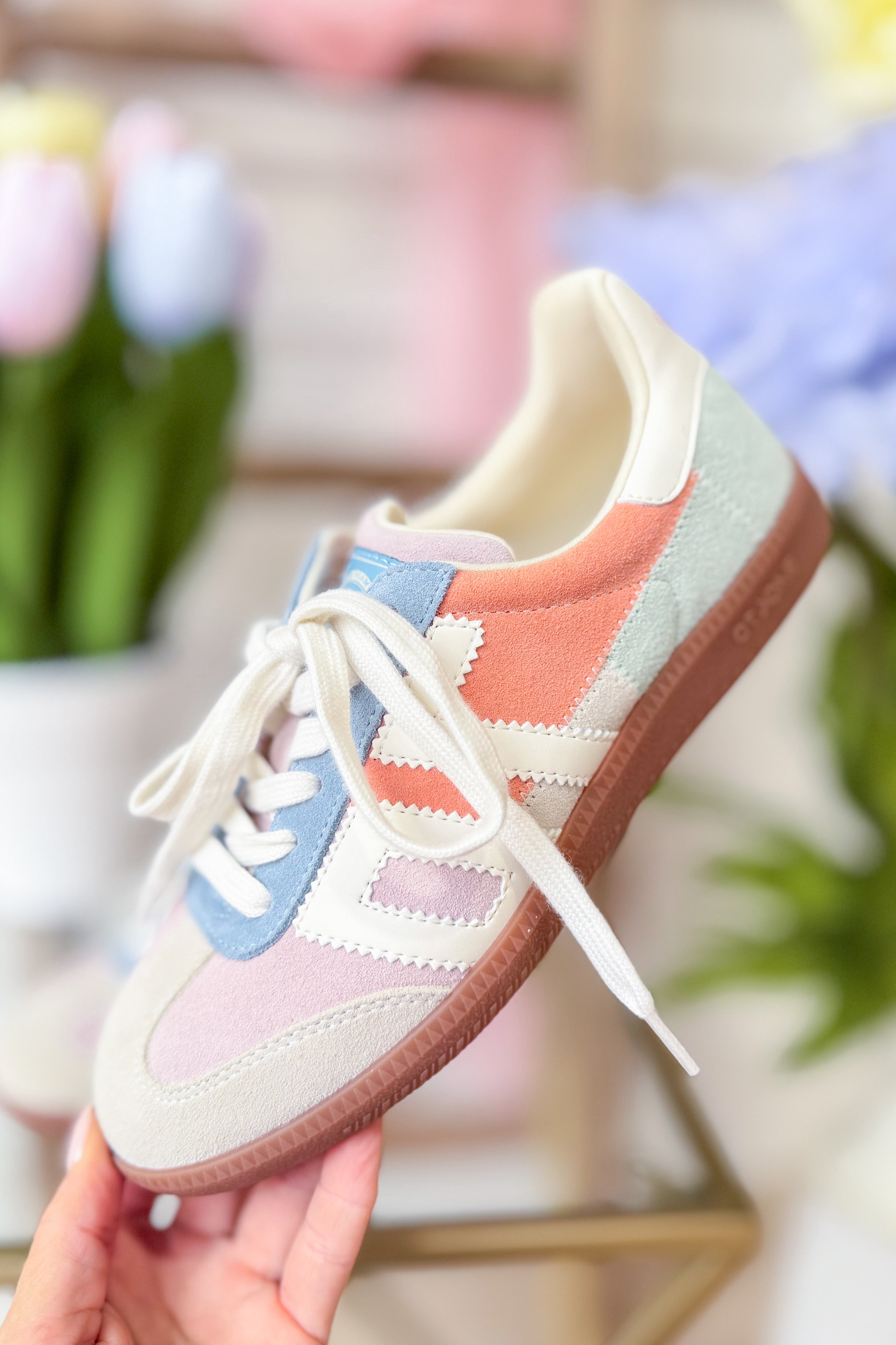 BACK 70 Squid Sneakers in Nude Sage, 205 Sneakers style, featuring a sleek design and neutral color, shown from the side view.