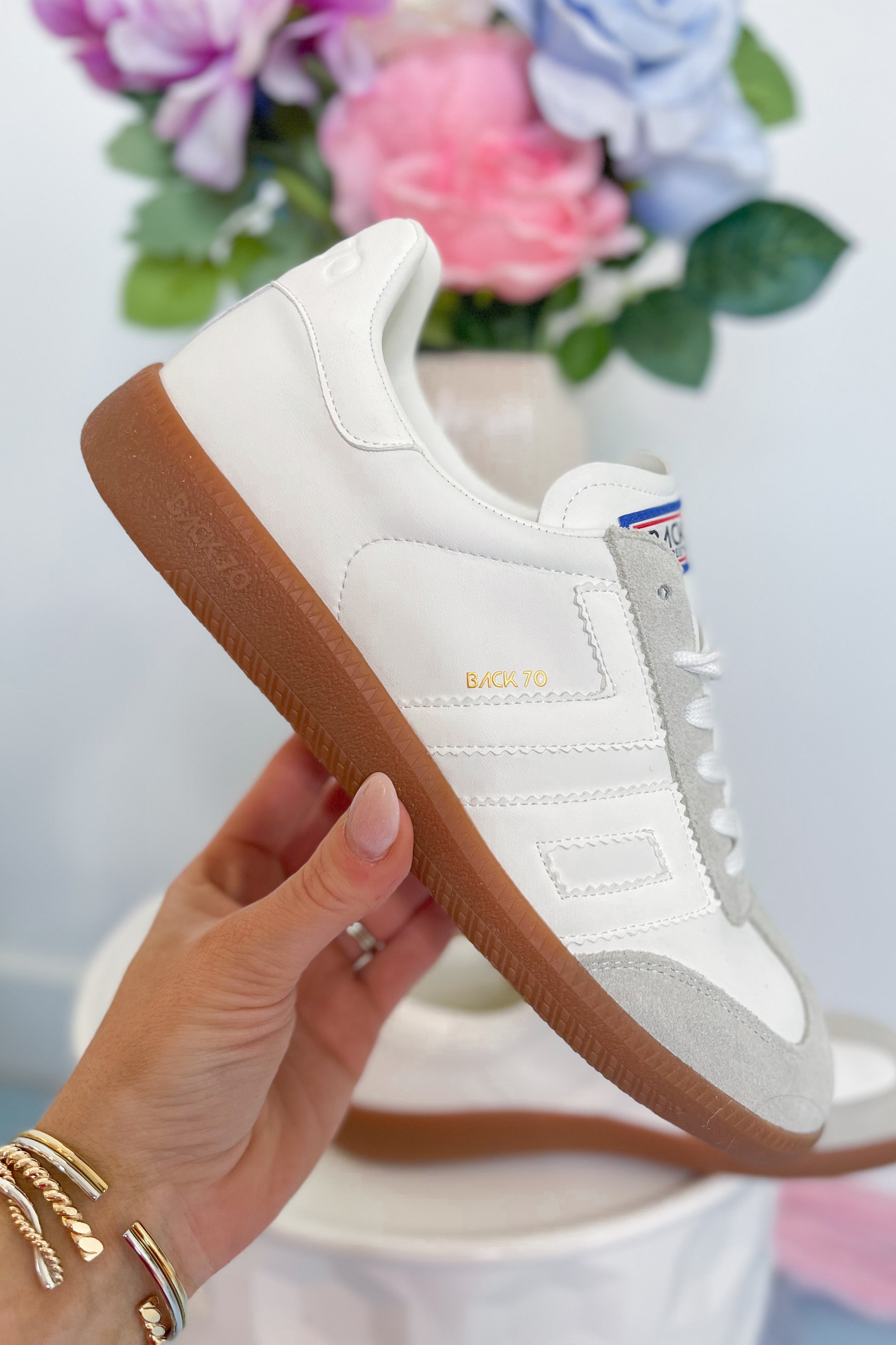White Ice BACK70 Cloud Sneakers, 205 Sneakers model, showcasing sleek design and comfortable fit.