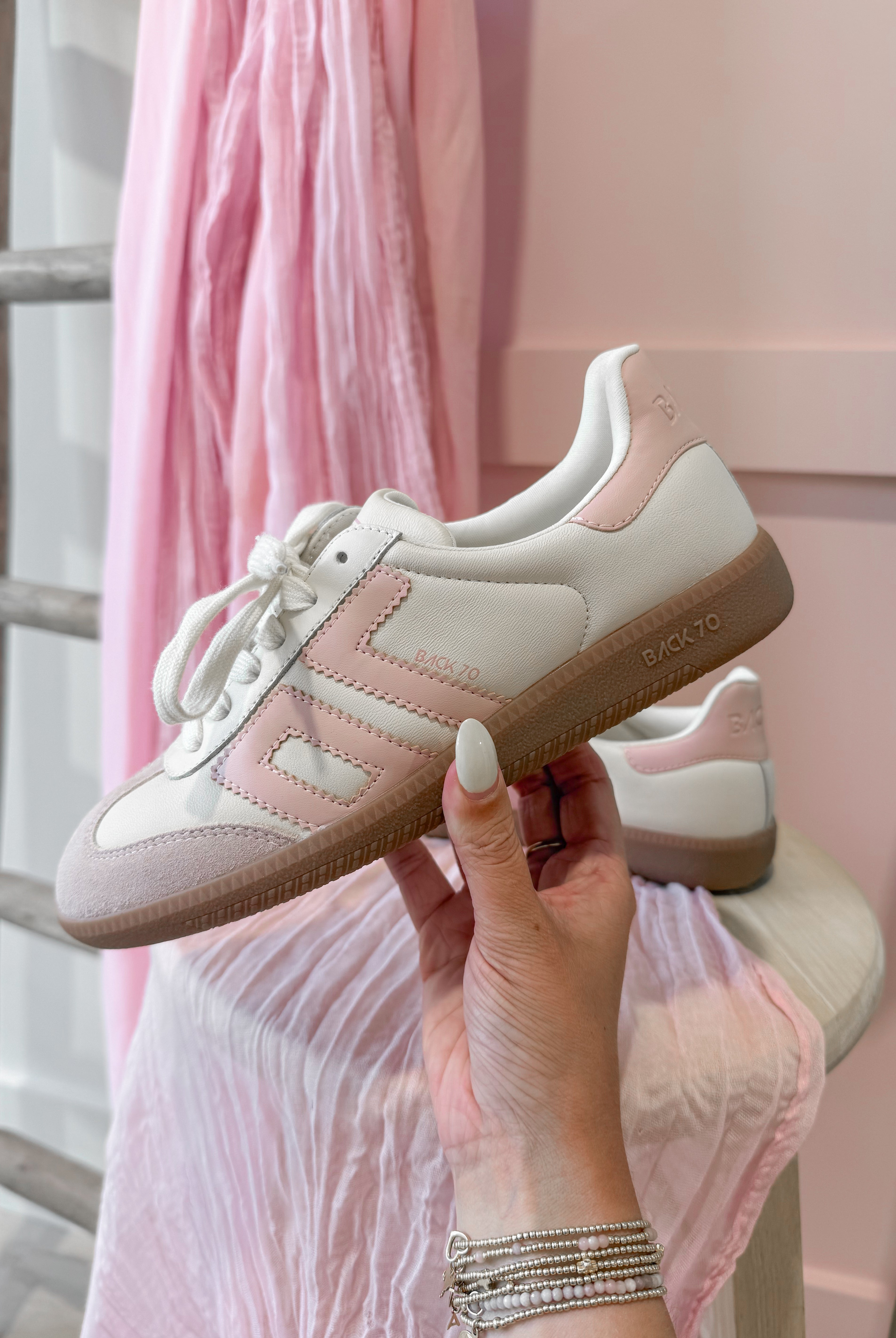 BACK 70 Cloud Sneakers in Butter Nude, 205 sneakers with soft, cushioned design and neutral nude color, shown in a close-up image.