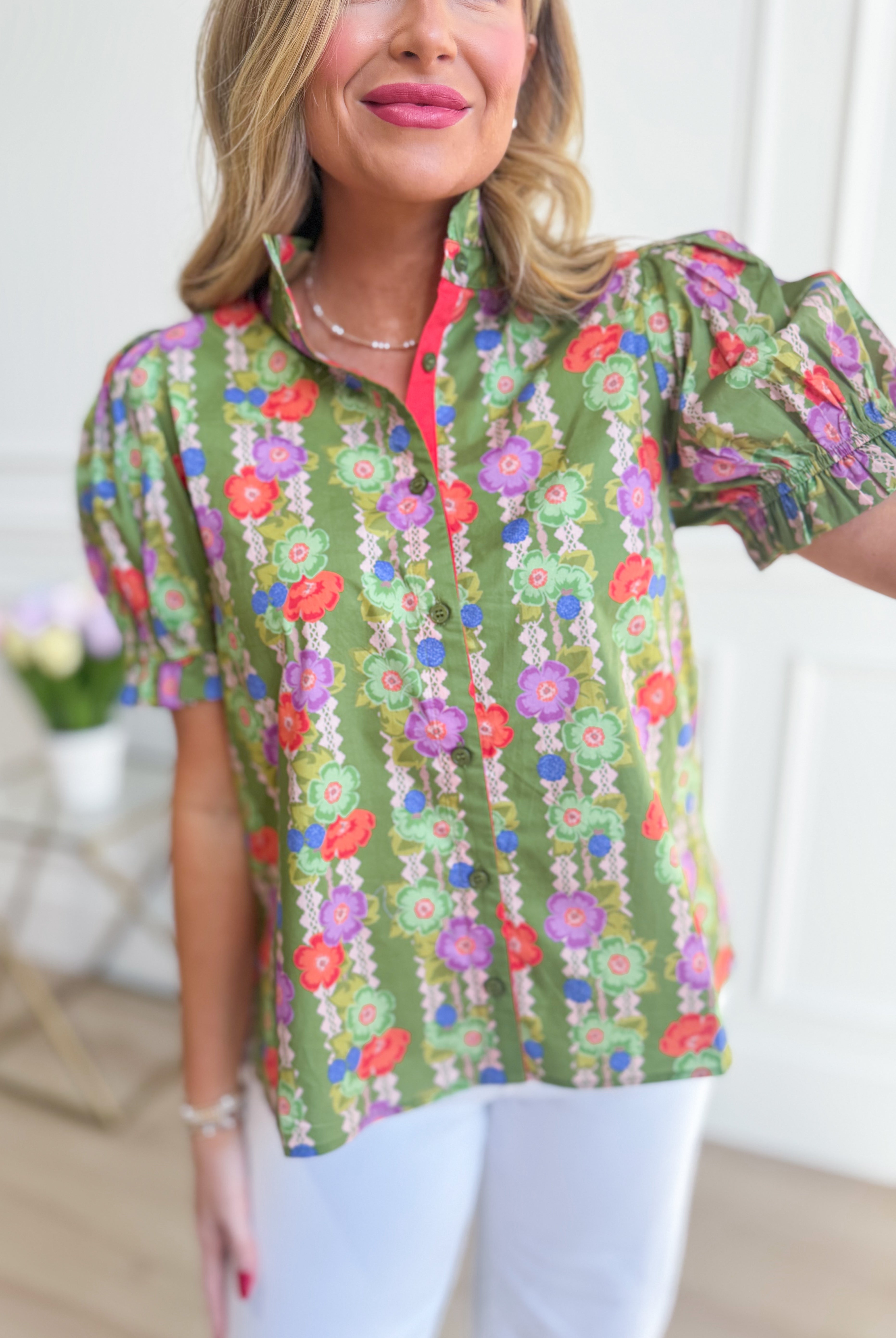 JODIFL Gretta contrasted accent button-down top, a stylish dressy top with contrasting details and a classic collar.