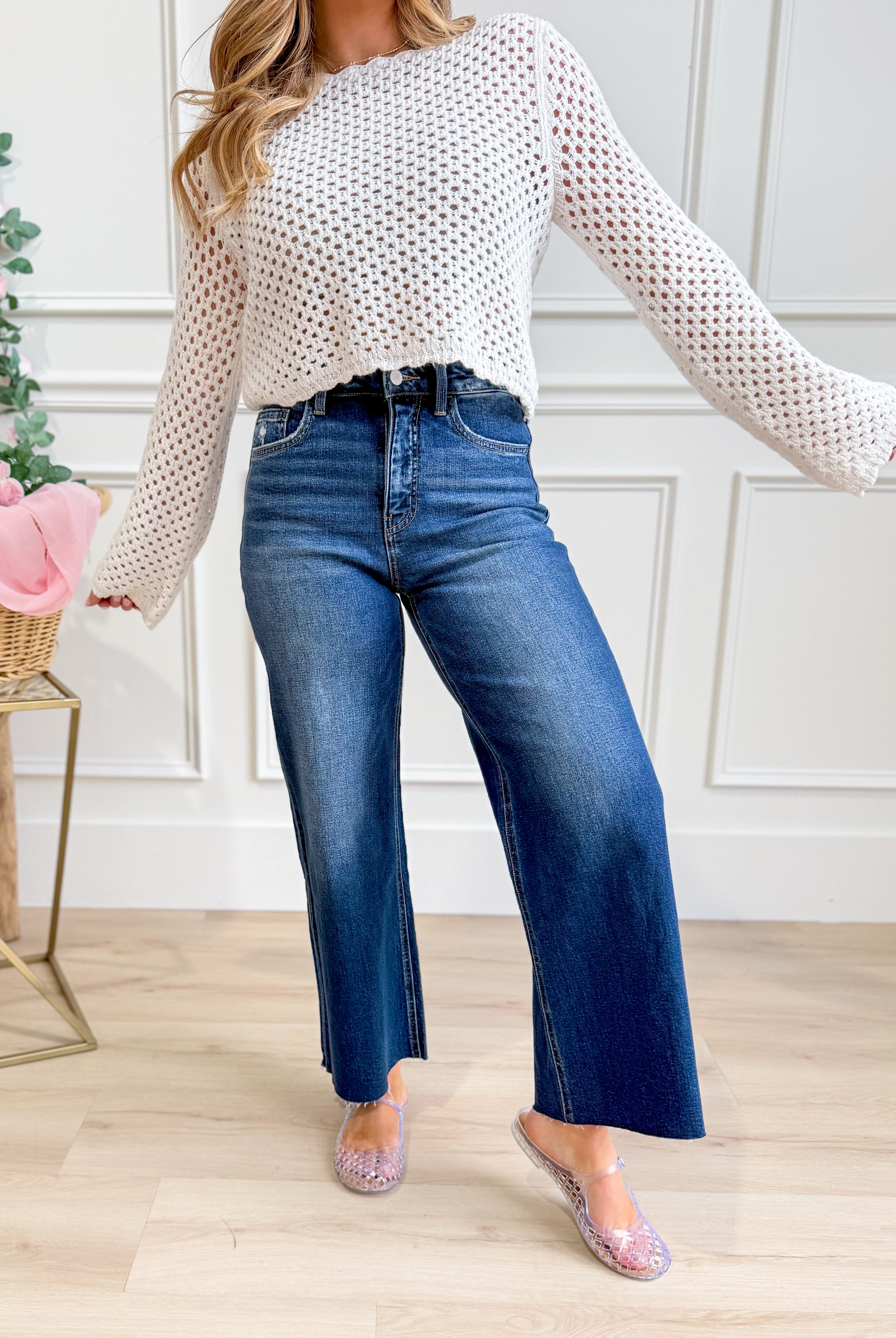 Vervet Idyllic Super High Rise Wide Leg 146 Core Jeans in denim, showcasing the relaxed fit and high waist style.