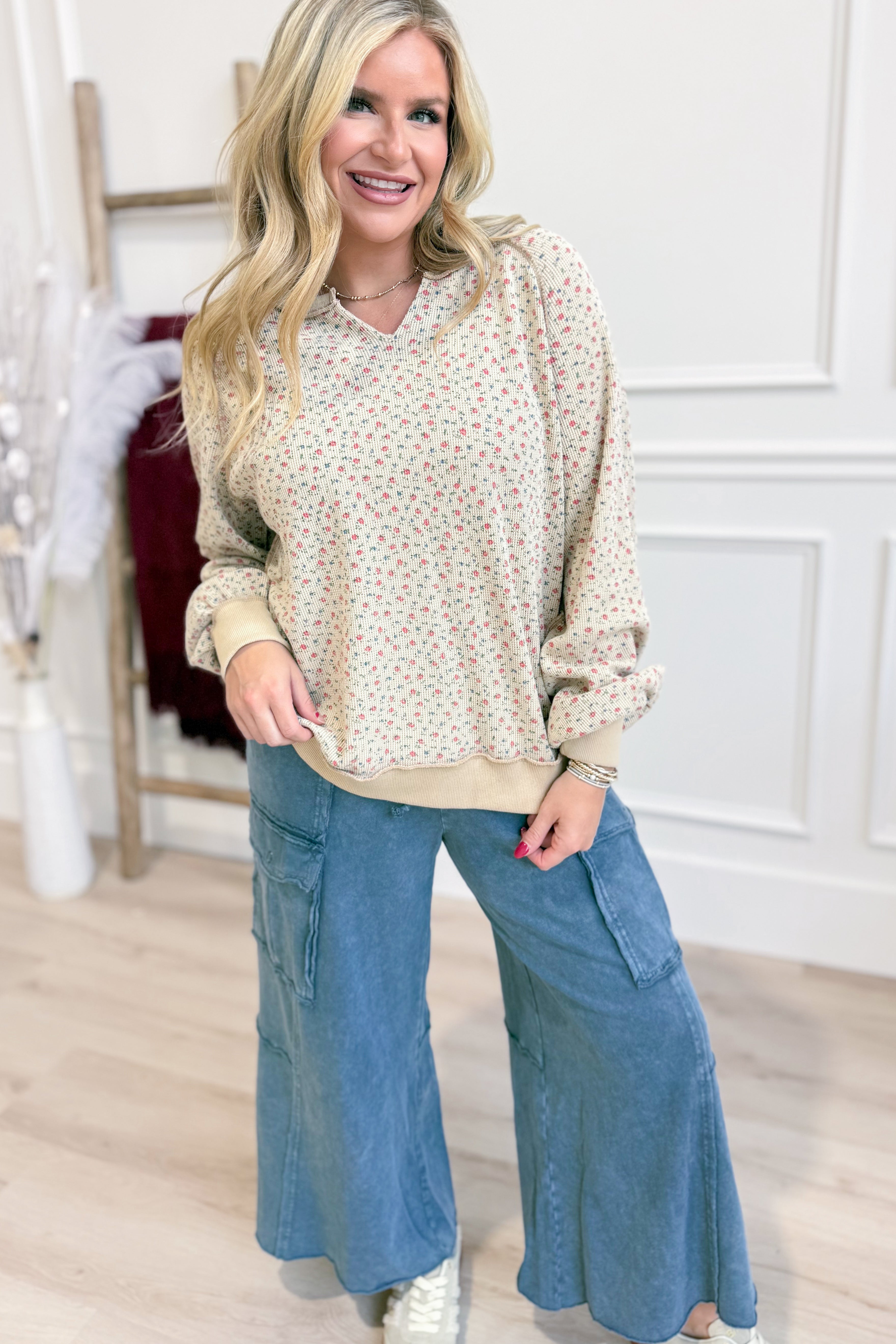 Addy Textured Floral Raglan Sleeve Top - Be You Boutique