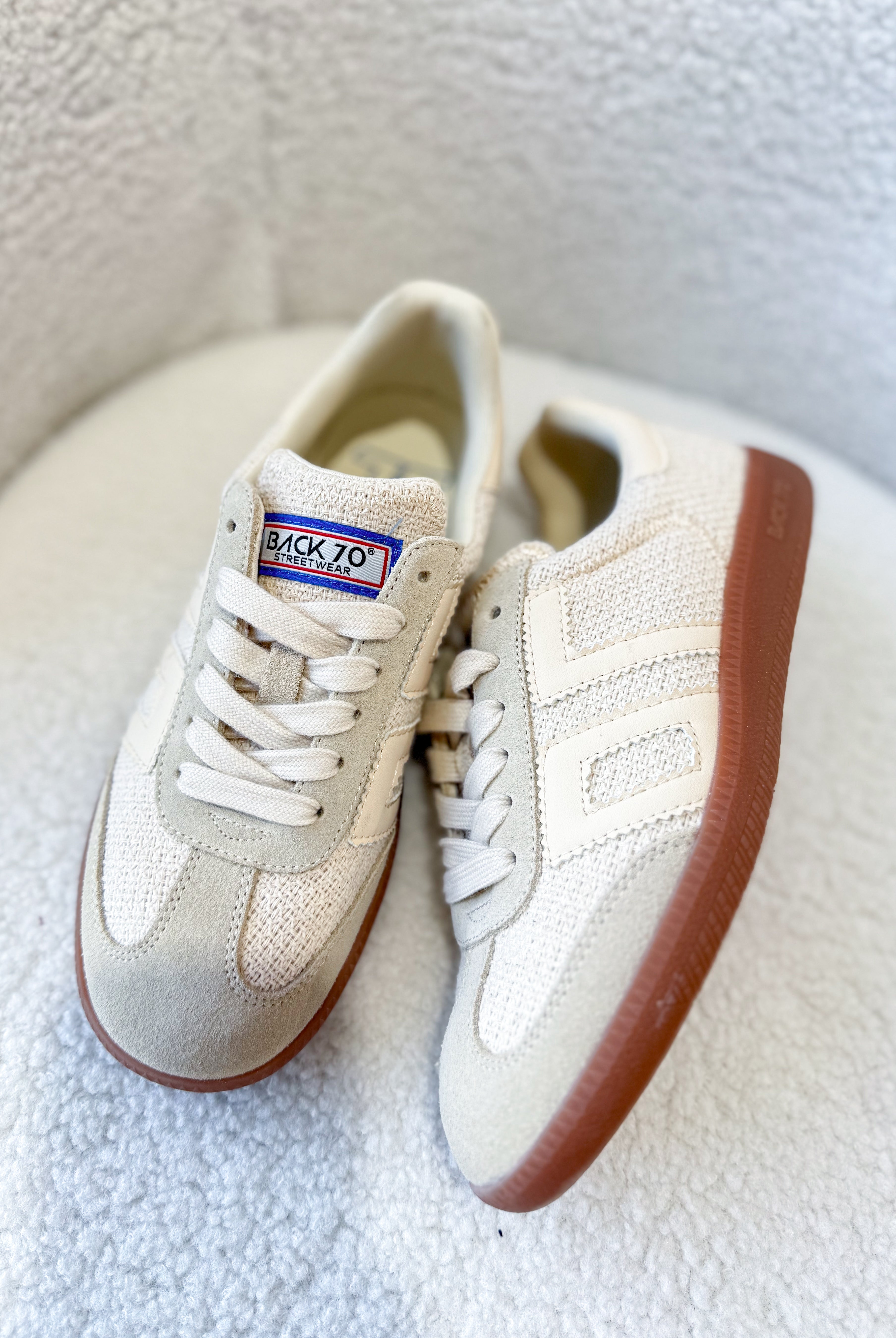 BACK70 IUTA 2512 Sneakers in Beige - Be You Boutique