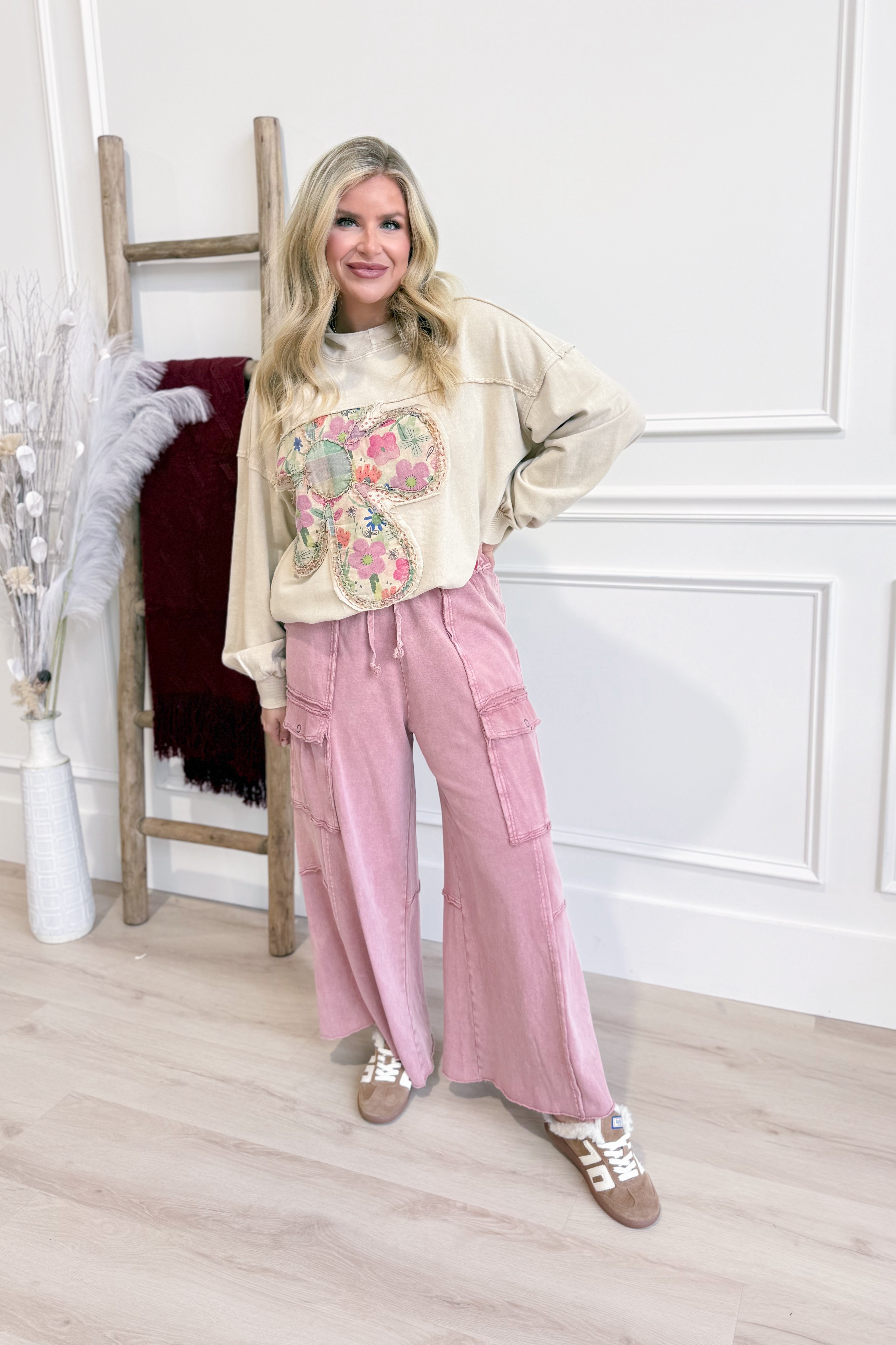 EASEL Mateo mineral washed wide leg cargo pants in size S-3X, featuring relaxed fit, multiple pockets, and casual style.