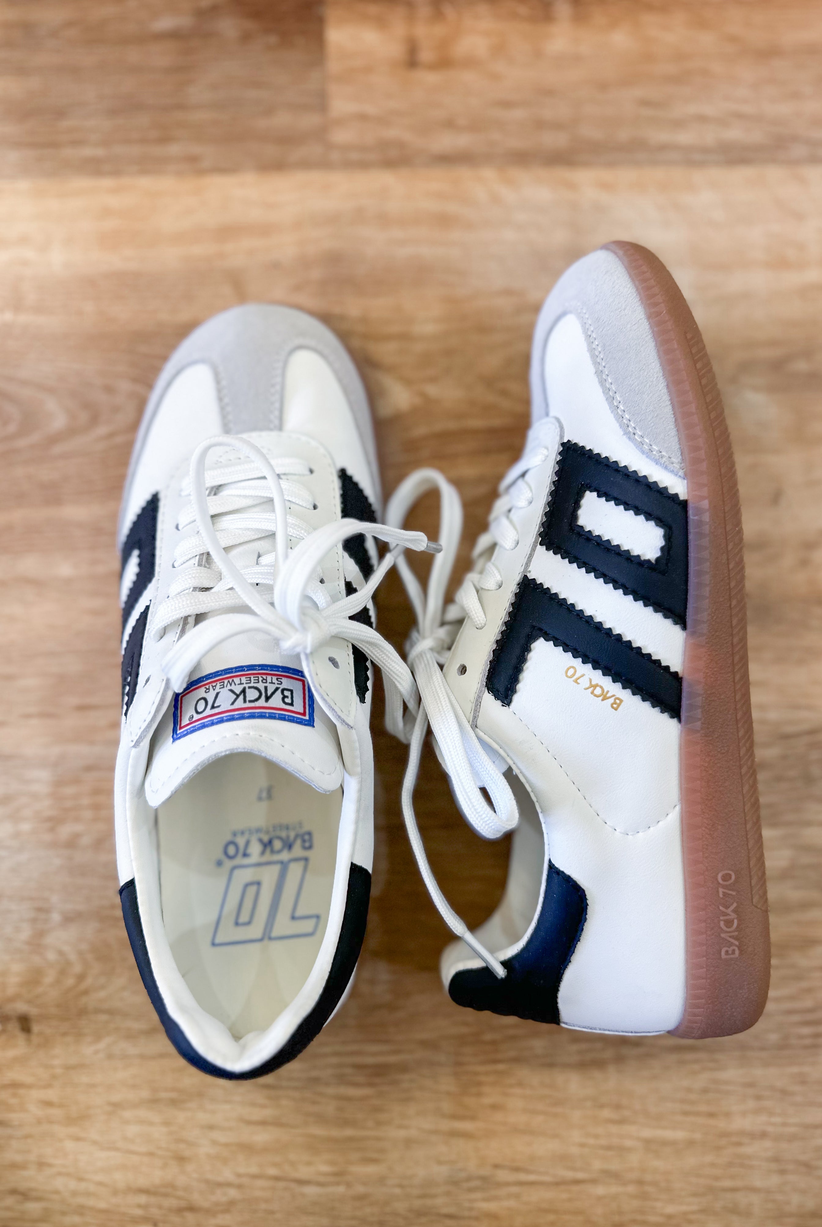 BACK70 Cloud Sneaker - White Black - Be You Boutique