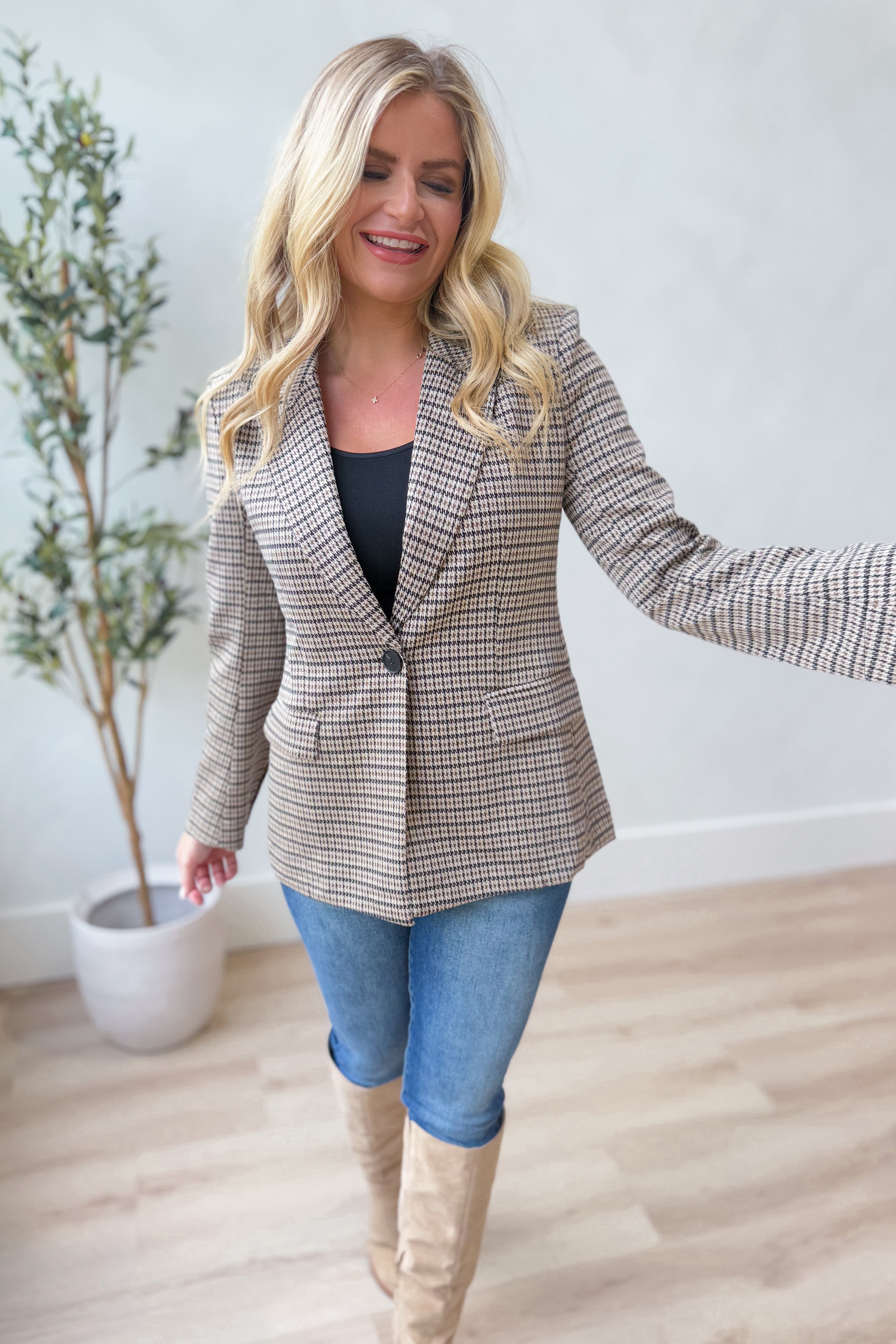 Laura Houndstooth Long Sleeve Blazer - Be You Boutique