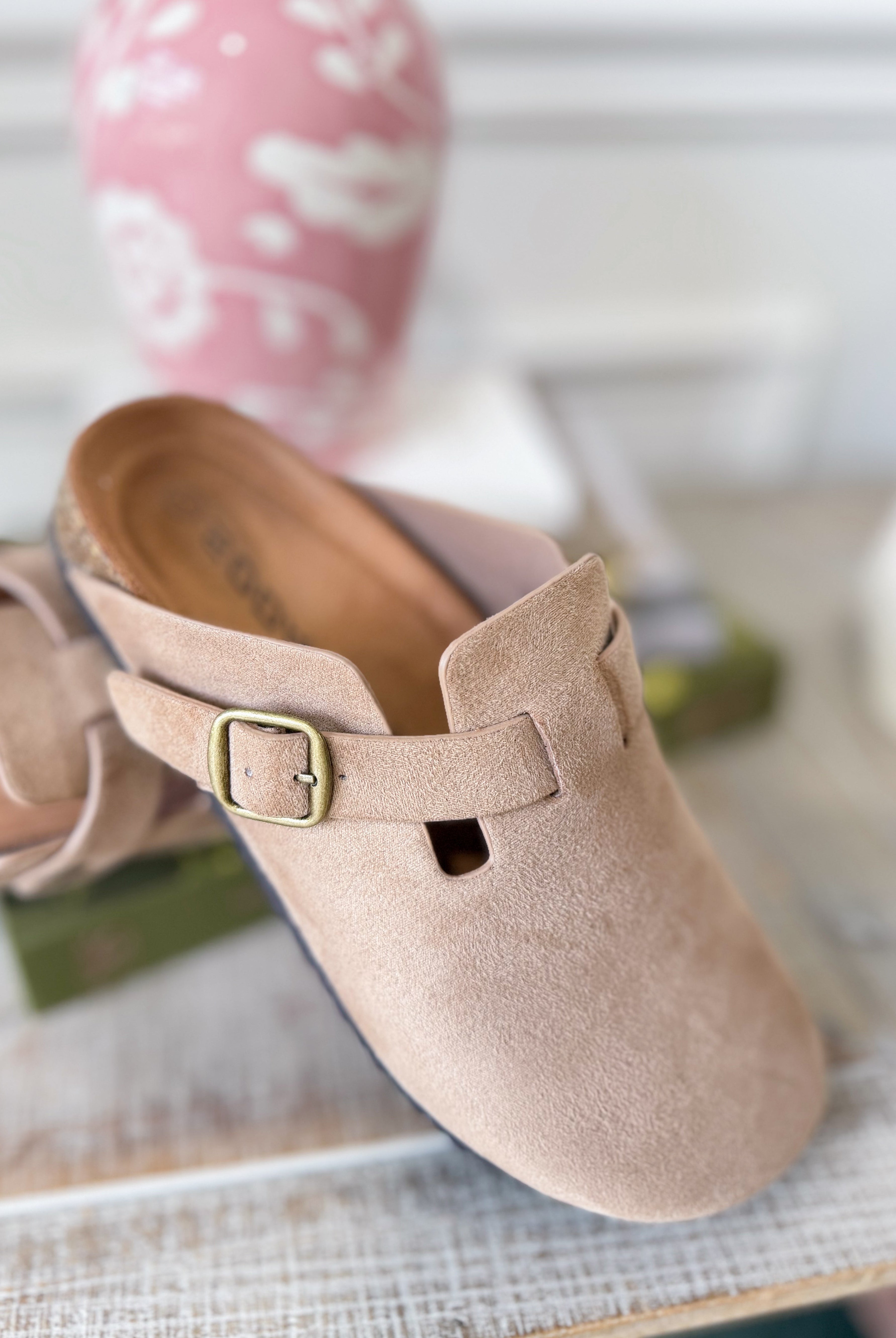SODA Regis clog slip-on shoe in black with a rounded toe and supportive heel, perfect for casual or work wear.