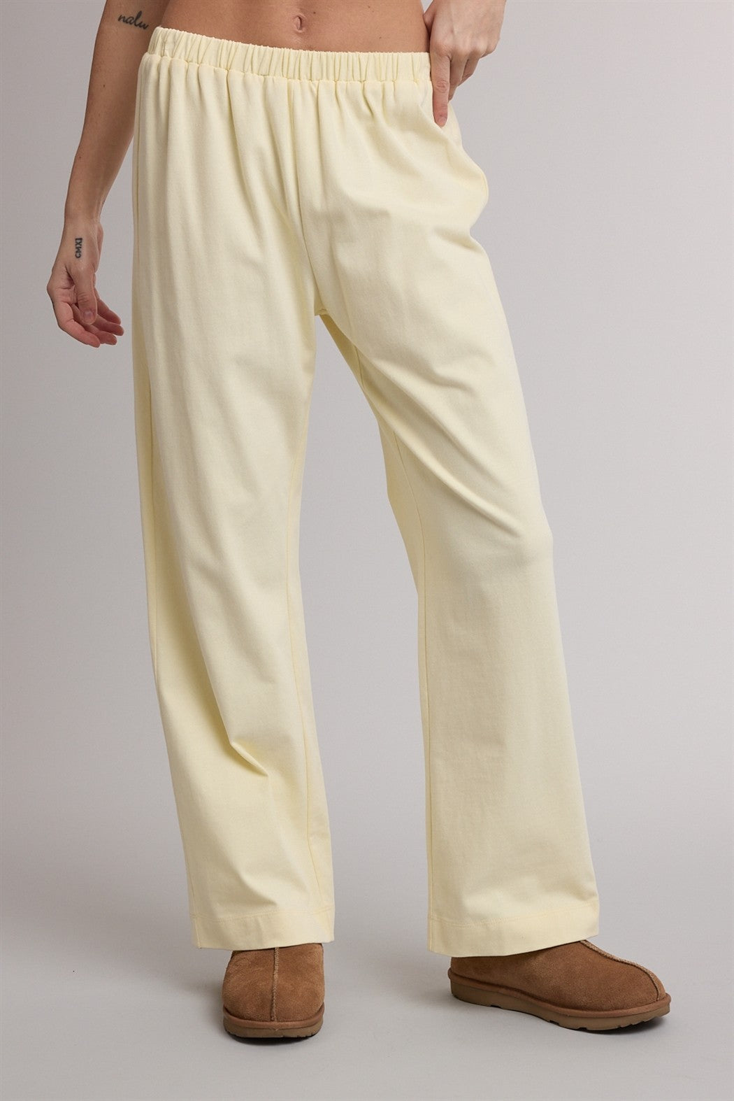 WISHLIST Kailee Butter Basic Soft Knit Pant in light beige, featuring a relaxed fit and elastic waistband, perfect for casual wear.