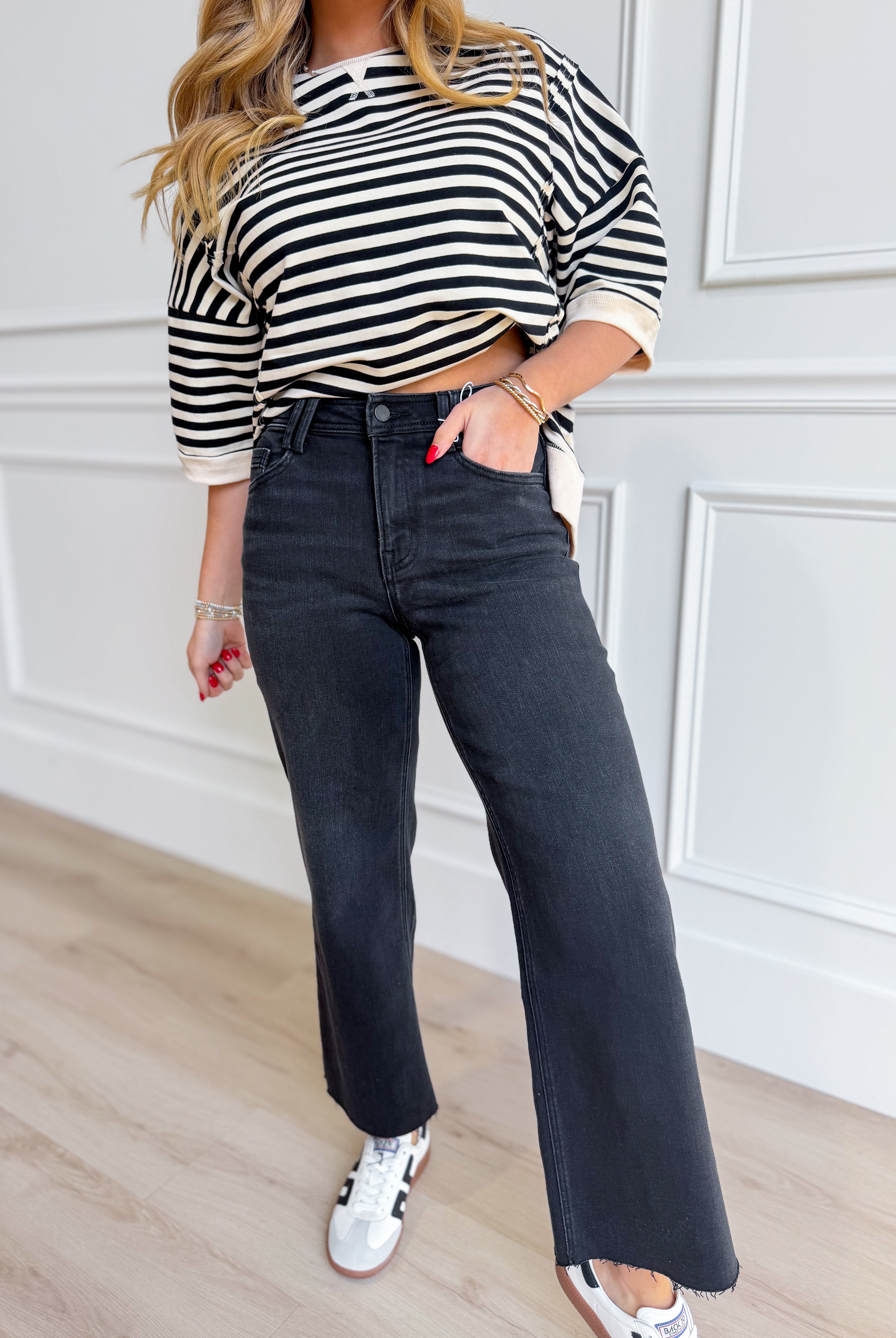 Vervet Xavier high rise wide leg jeans from 146 Core Jeans collection, denim with a relaxed fit and classic wash.