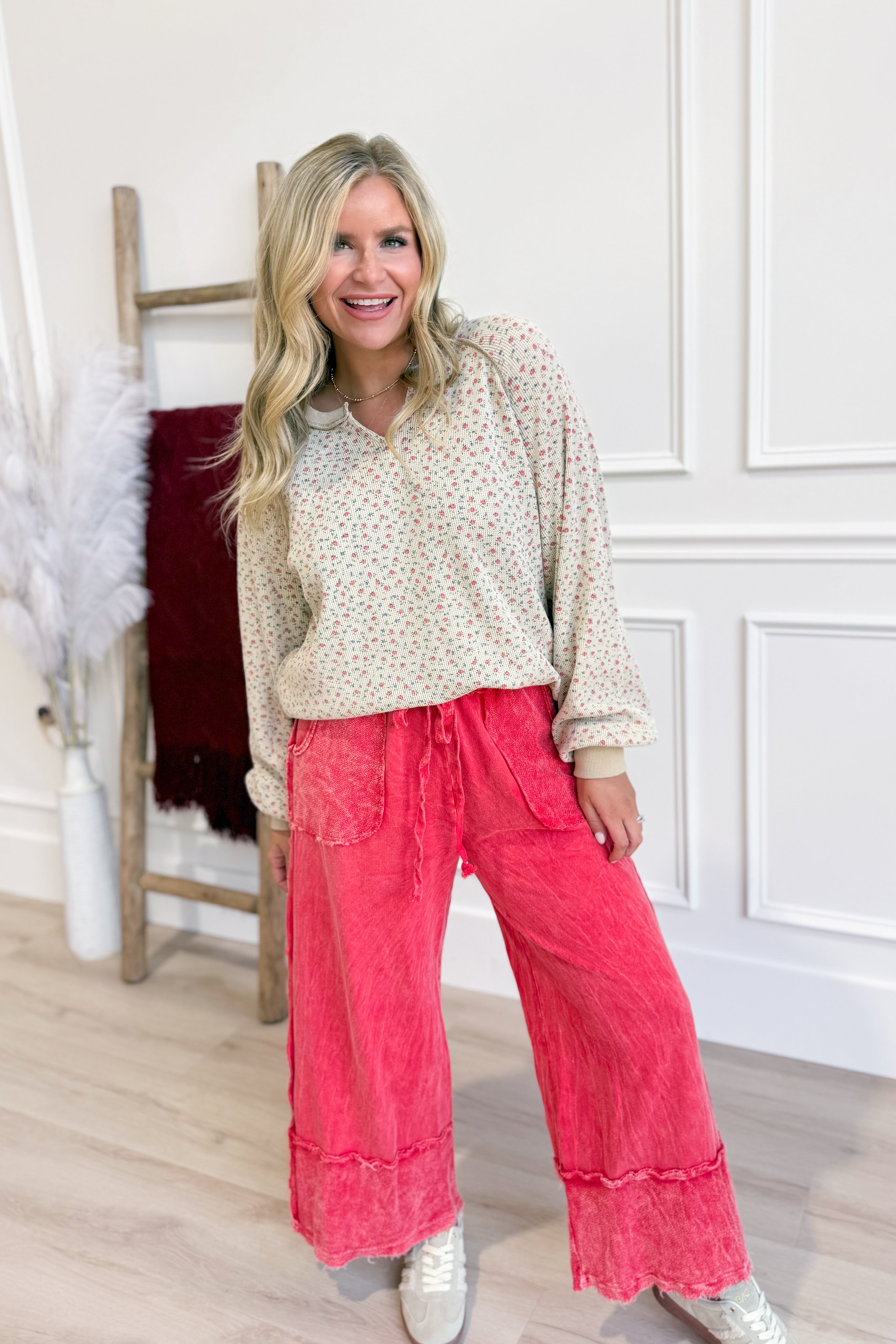 Addy Textured Floral Raglan Sleeve Top - Be You Boutique