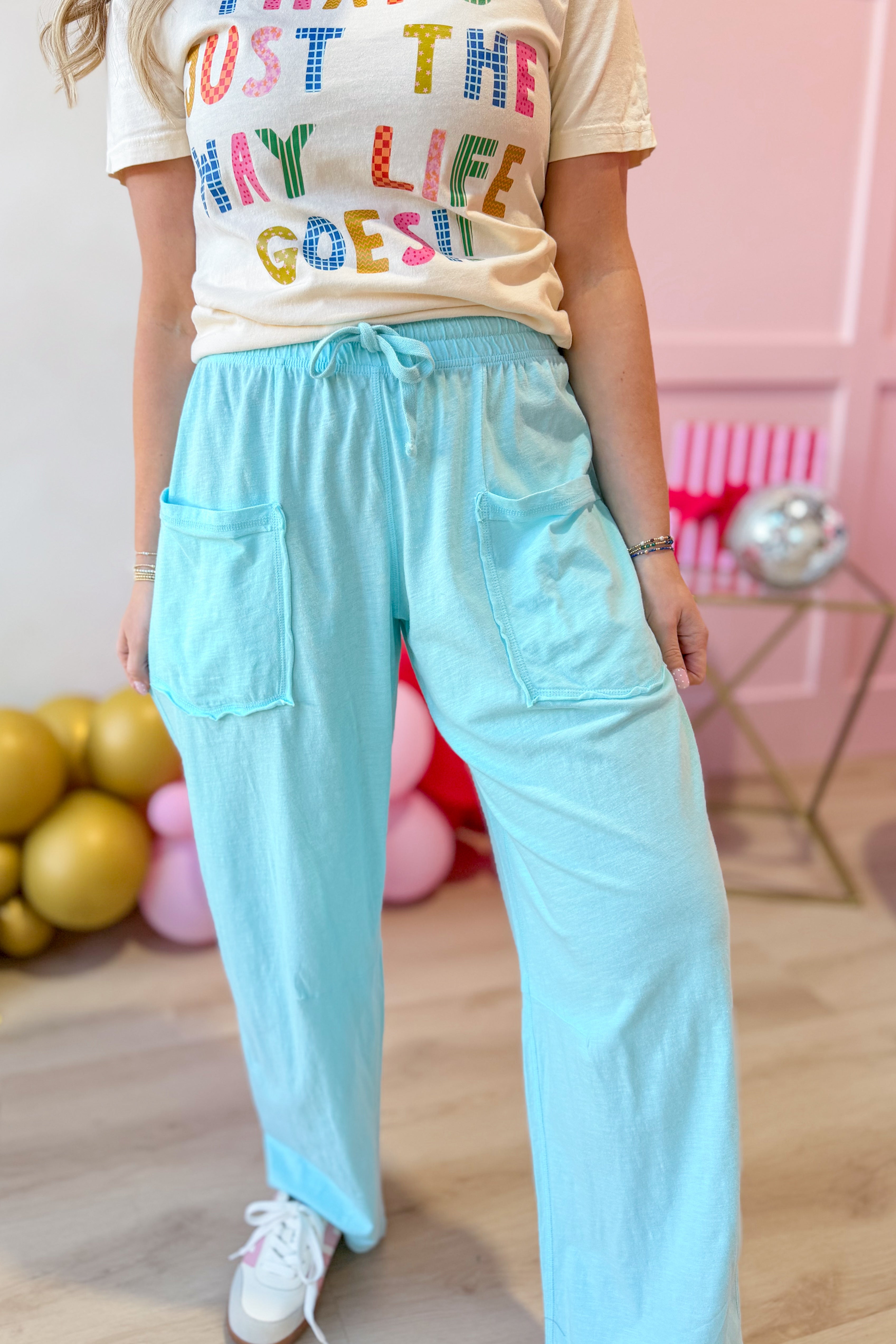 Raé Mode Bella Cotton Barrel Pant in beige, relaxed fit 156 pants with wide-leg style and high waist, casual and comfortable design