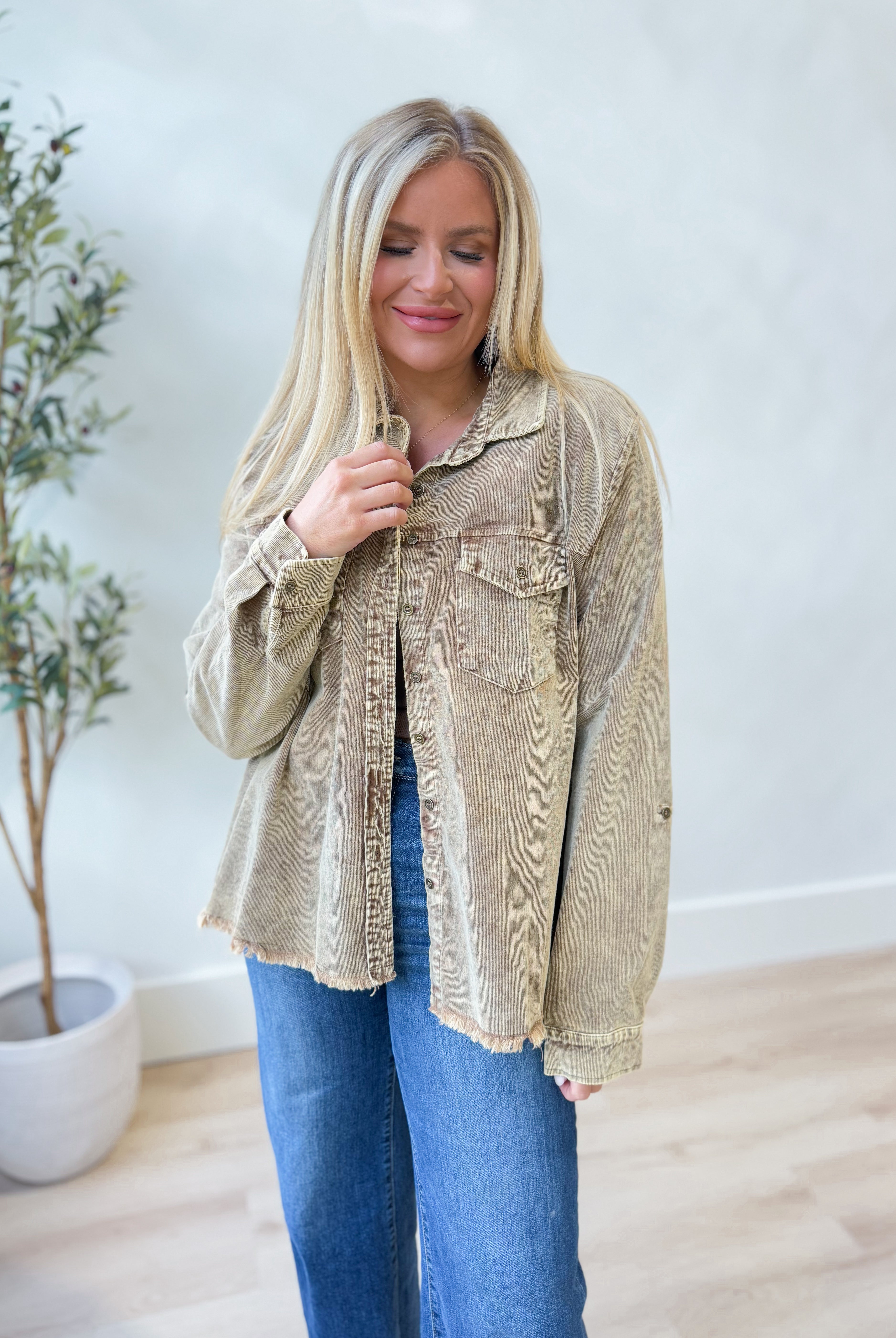 Linda Stone Wash Collared Button Down - Be You Boutique