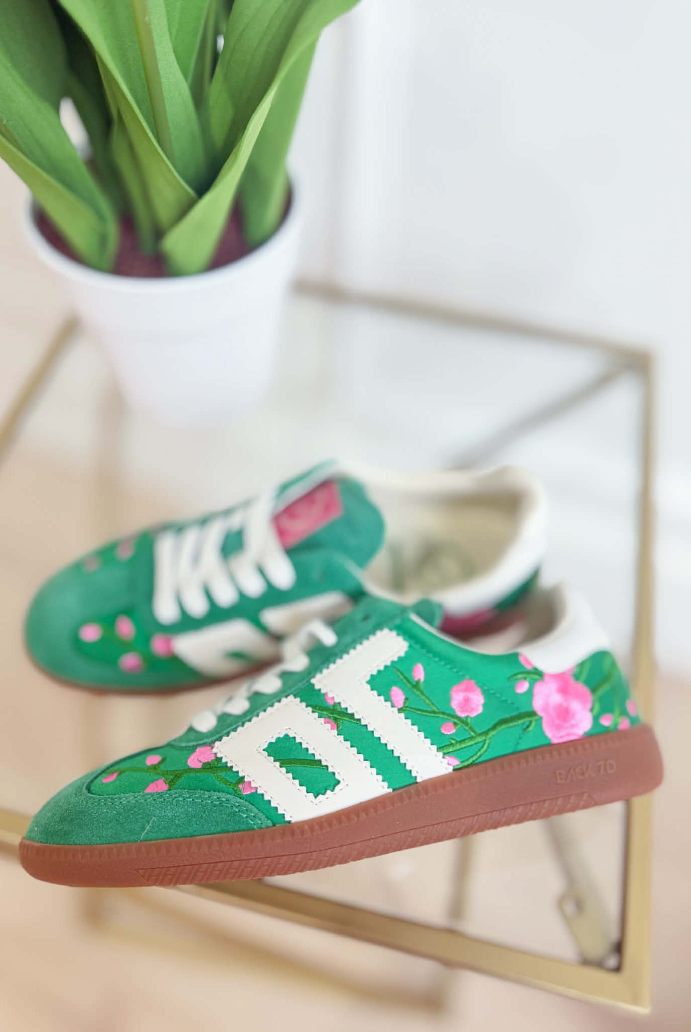 Green Ghost floral BACK 70 Ghost Sneakers 205 shoes featuring a vibrant floral pattern and stylish design.
