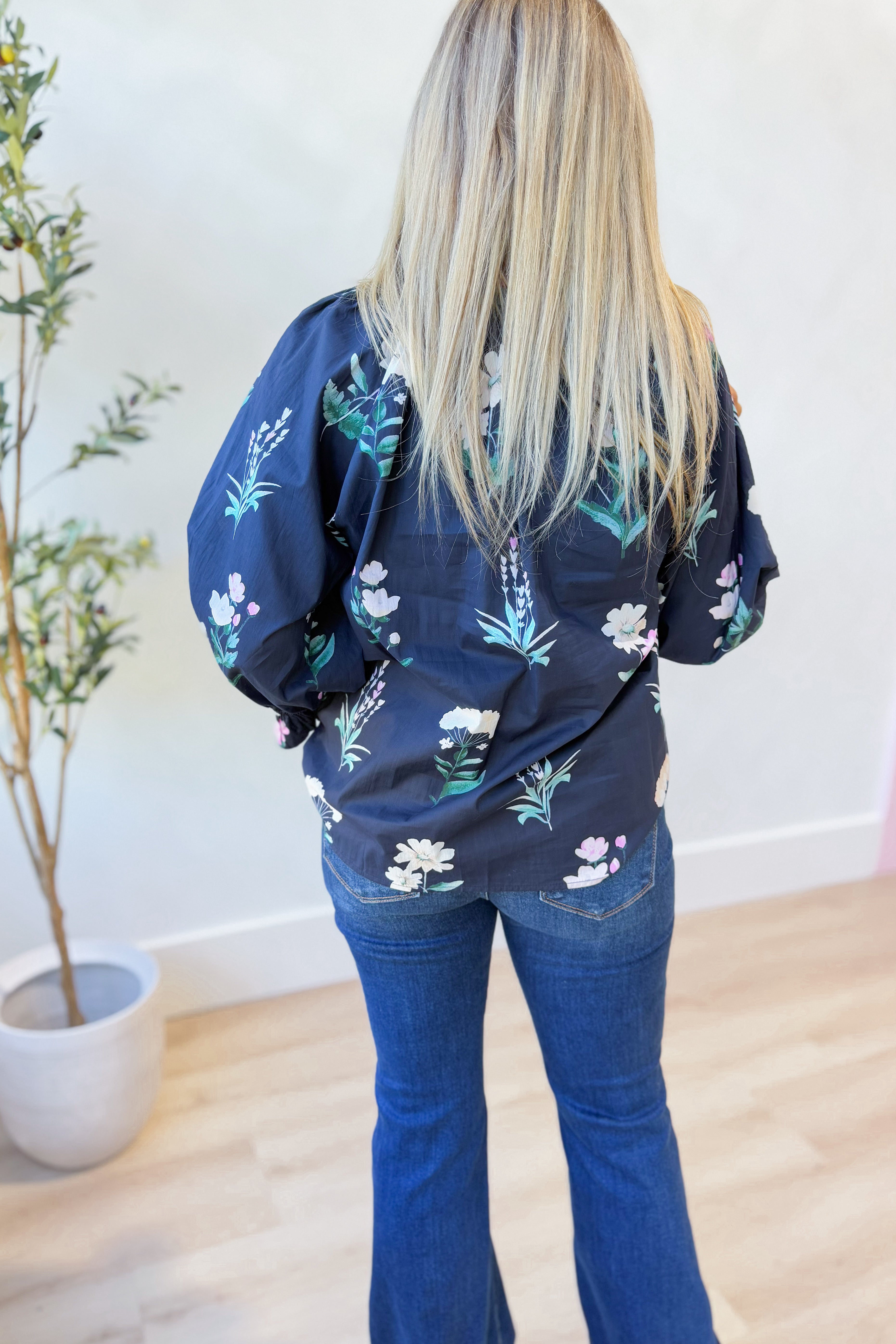 Hannah Floral Print Contrast Trim Blouse - Be You Boutique