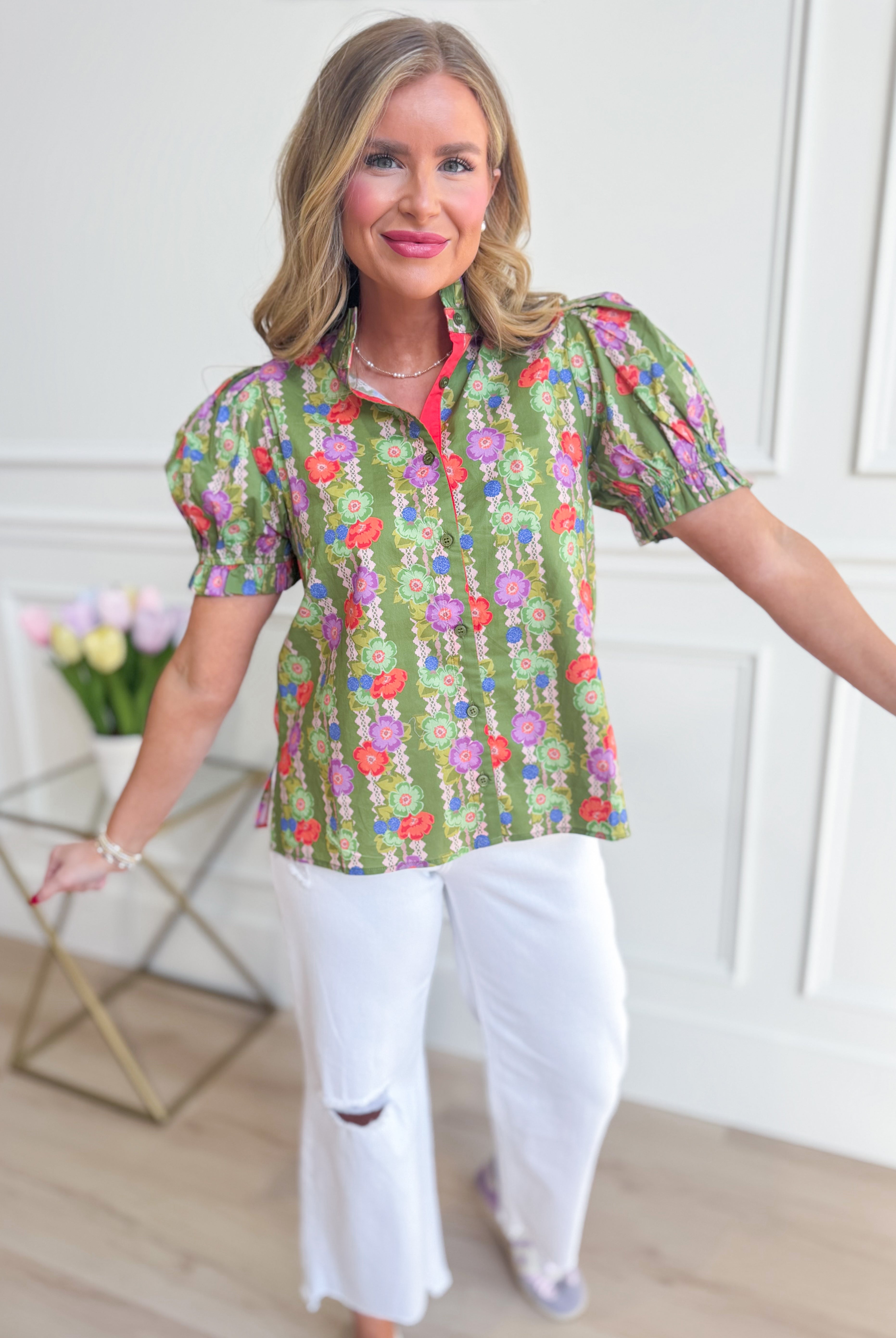 JODIFL Gretta contrasted accent button-down top, a stylish dressy blouse with contrasting details and a classic collar.