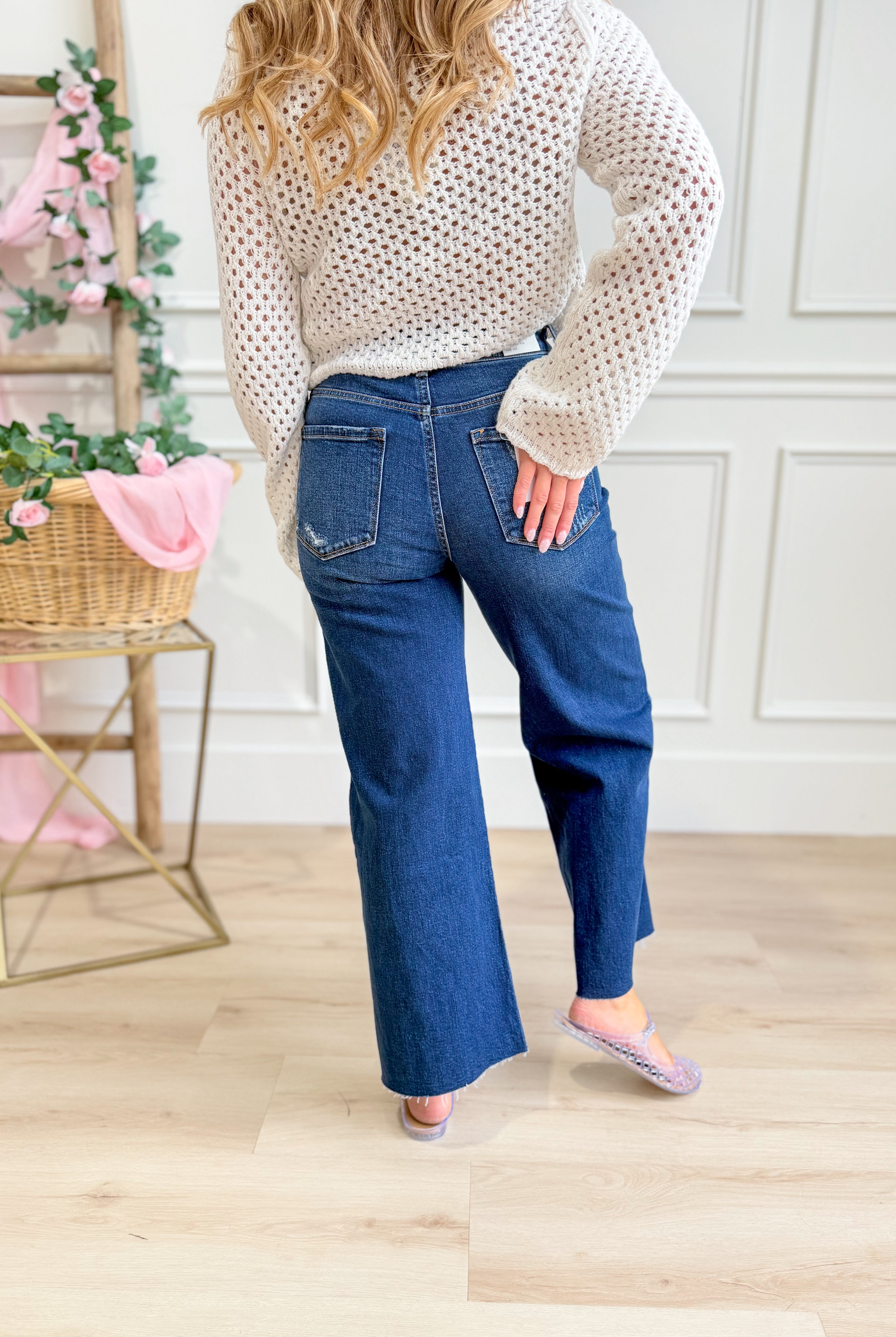 Vervet Idyllic Super High Rise Wide Leg Jean from the 146 Core Jeans collection, shown in a light wash with a relaxed fit.