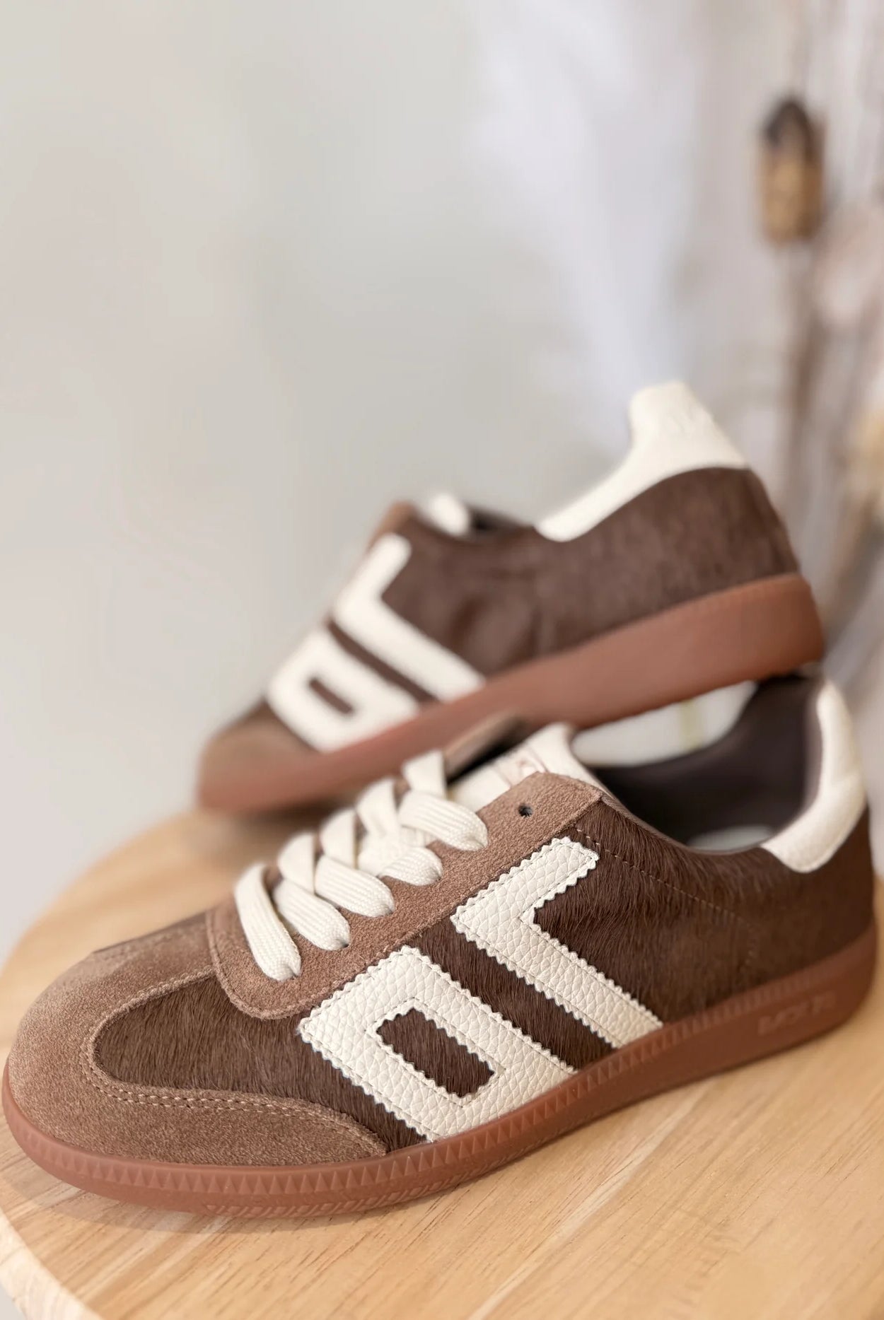 BACK70 Cloud Sneakers in Taupe Milk - Be You Boutique