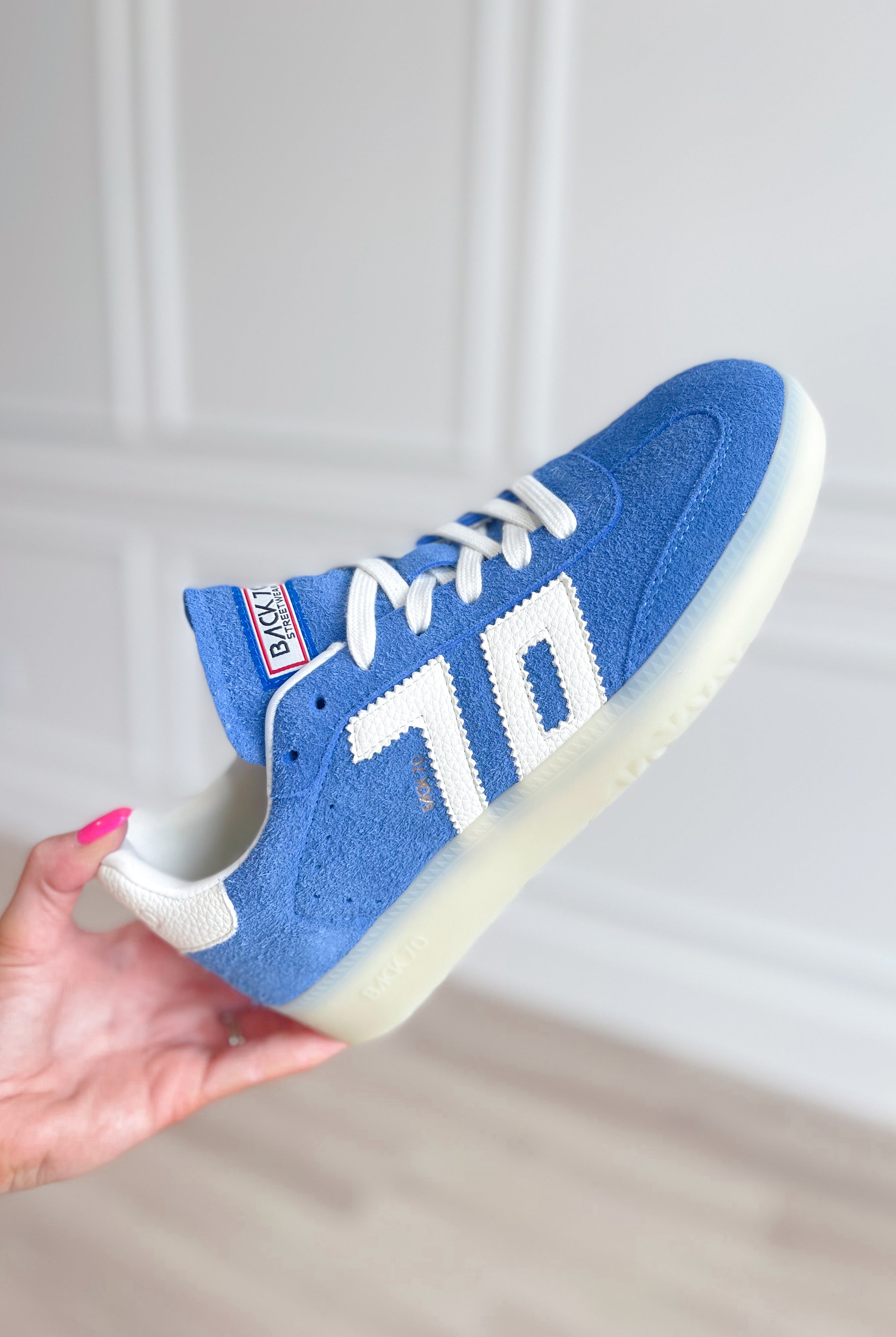 BACK70 Boston 2505 Sneaker in Blue - Be You Boutique