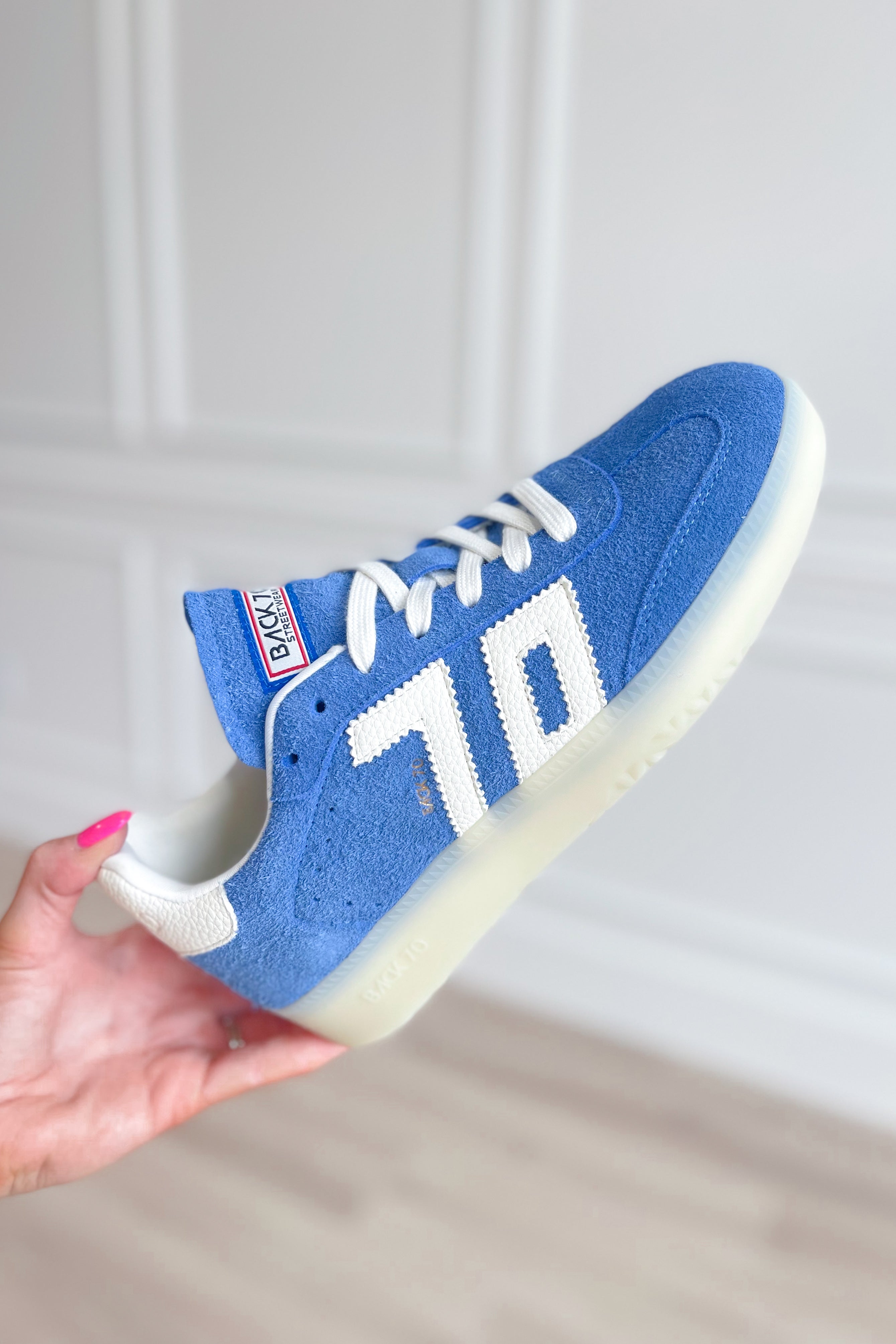 BACK70 Boston 2505 Sneaker in Blue - Be You Boutique