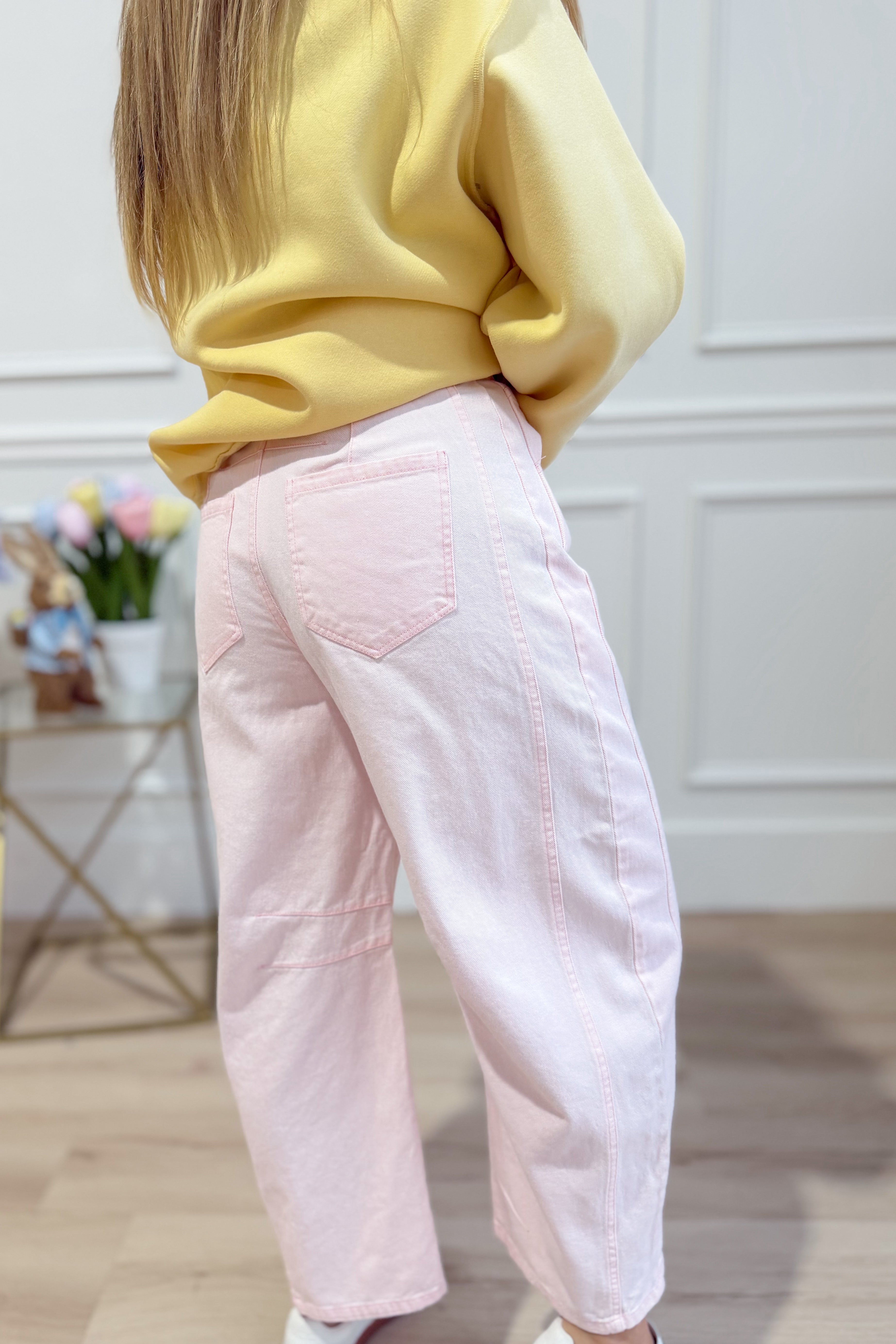 Light pink mineral washed PEACH LOVE Candice barrel jeans with eyelet details from the 147 Novelty Jeans collection.