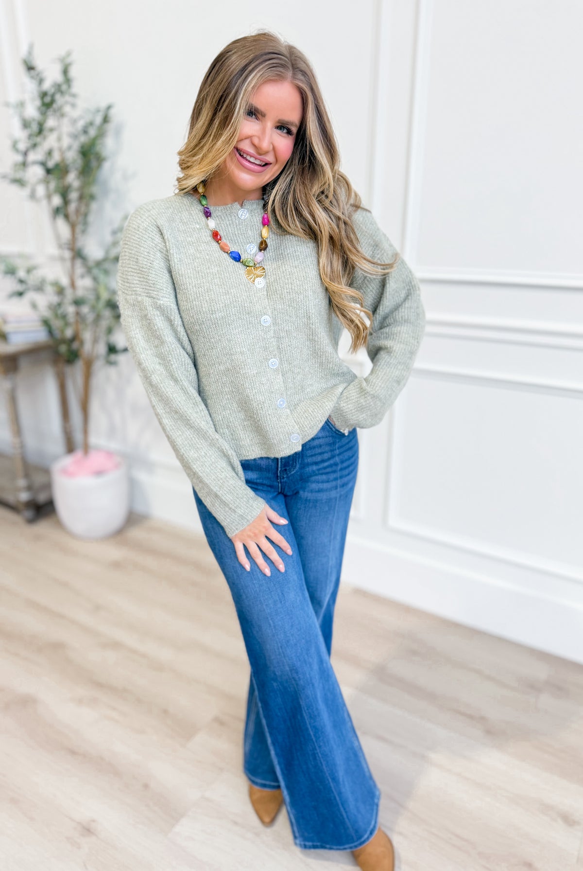 Wishlist Leilah Button Front Sweater Cardigan, a cozy fall sweater with button details in a warm, stylish knit.