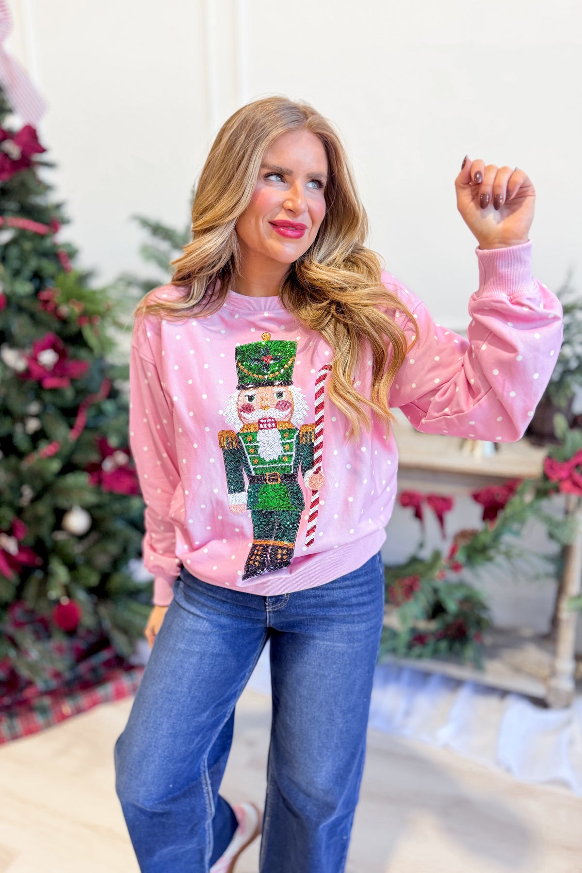 PEACH LOVE Minnie nutcracker printed pullover sweatshirt with festive graphic design