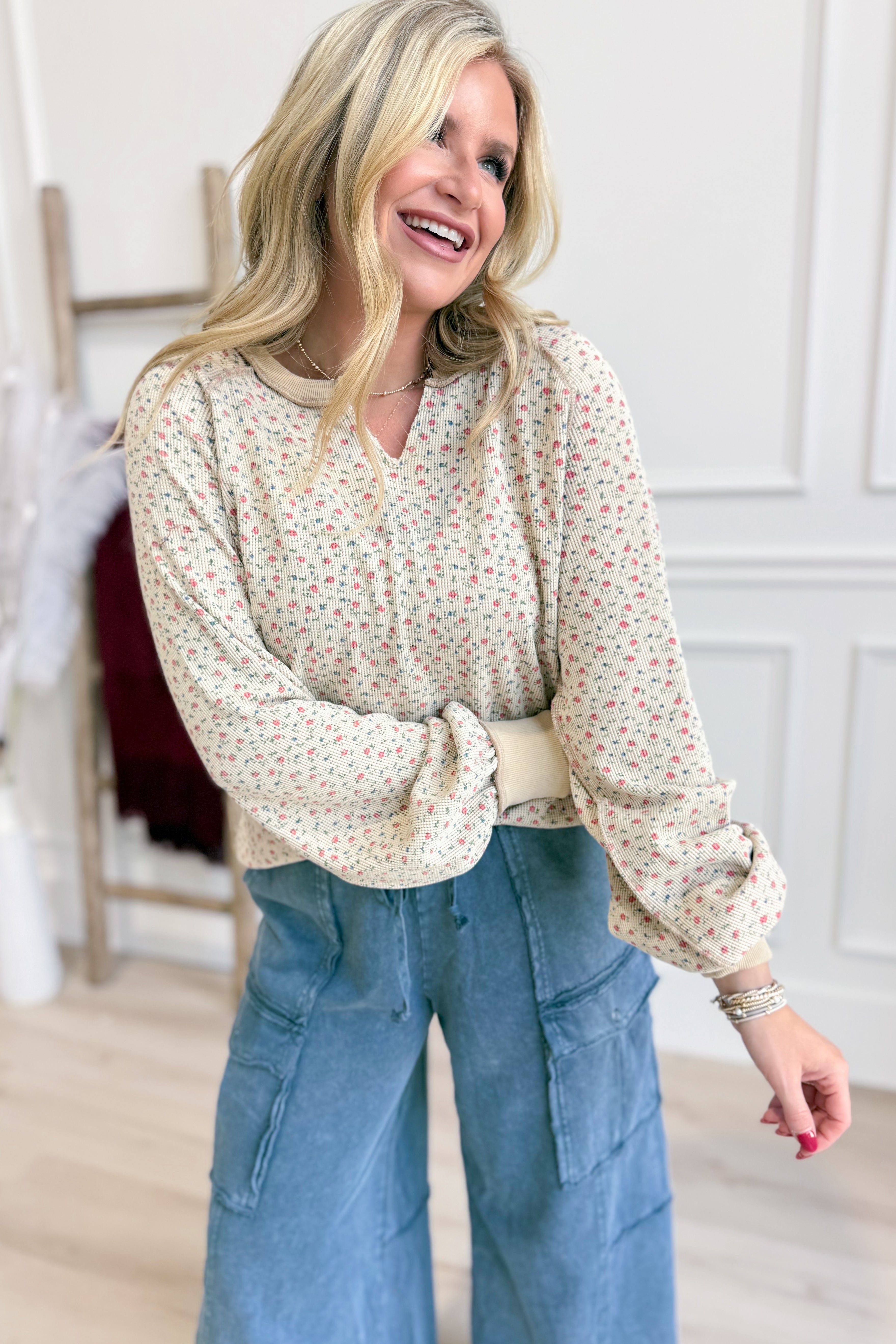 Addy Textured Floral Raglan Sleeve Top - Be You Boutique