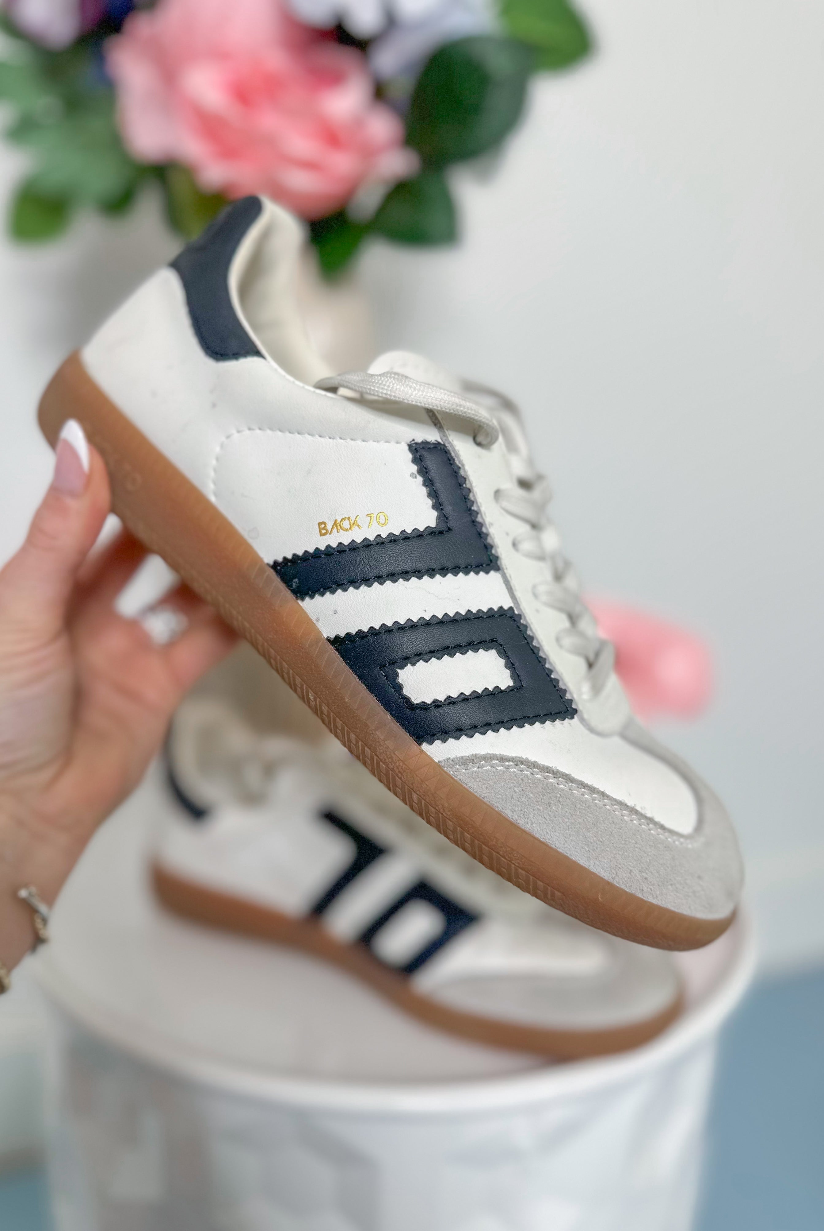 BACK70 Cloud Sneaker in White Black - Be You Boutique