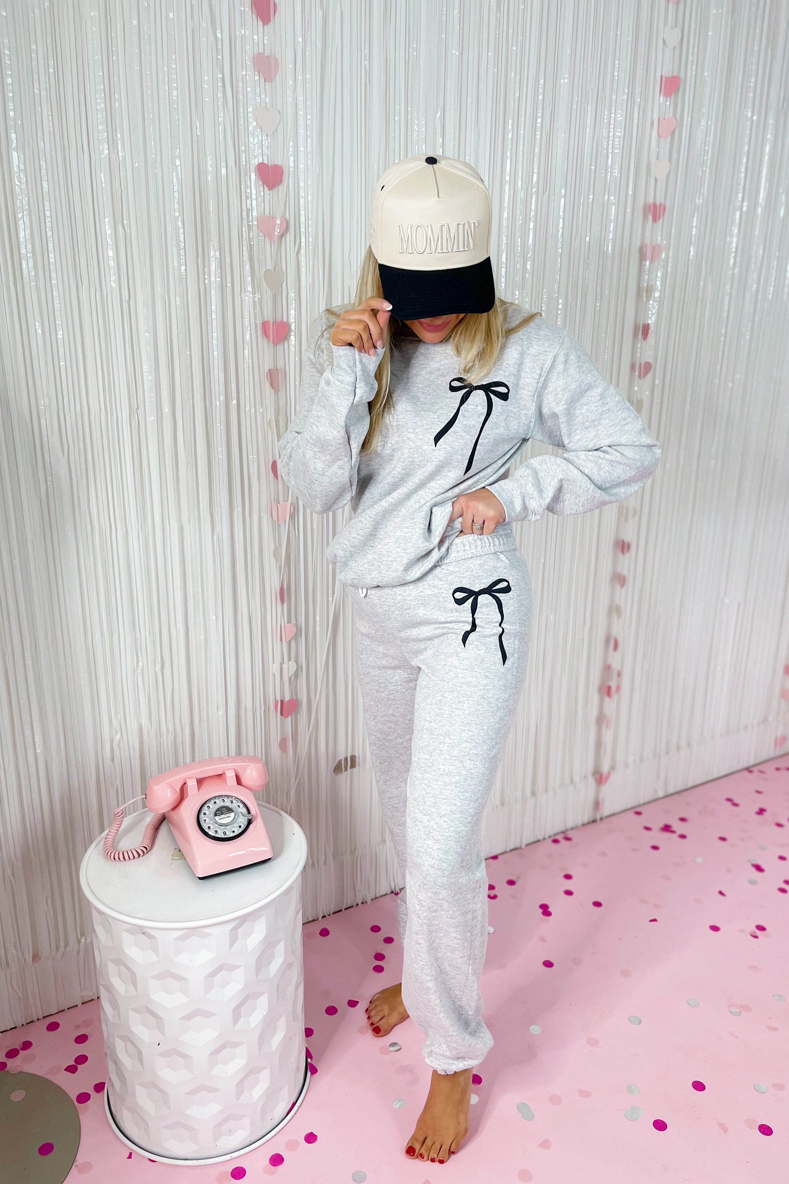 *PREORDER* Precious Bow SWEATPANTS With Bow Graphic (3 colors) - Be You Boutique