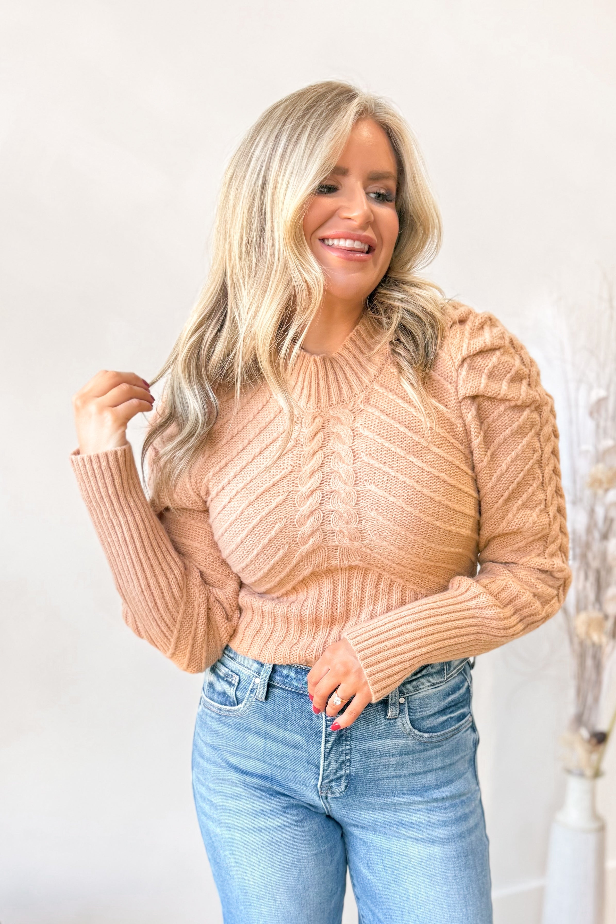 &MERCI Darrin mock neck puff shoulder sweater in cozy fall knit with a stylish puff shoulder detail.