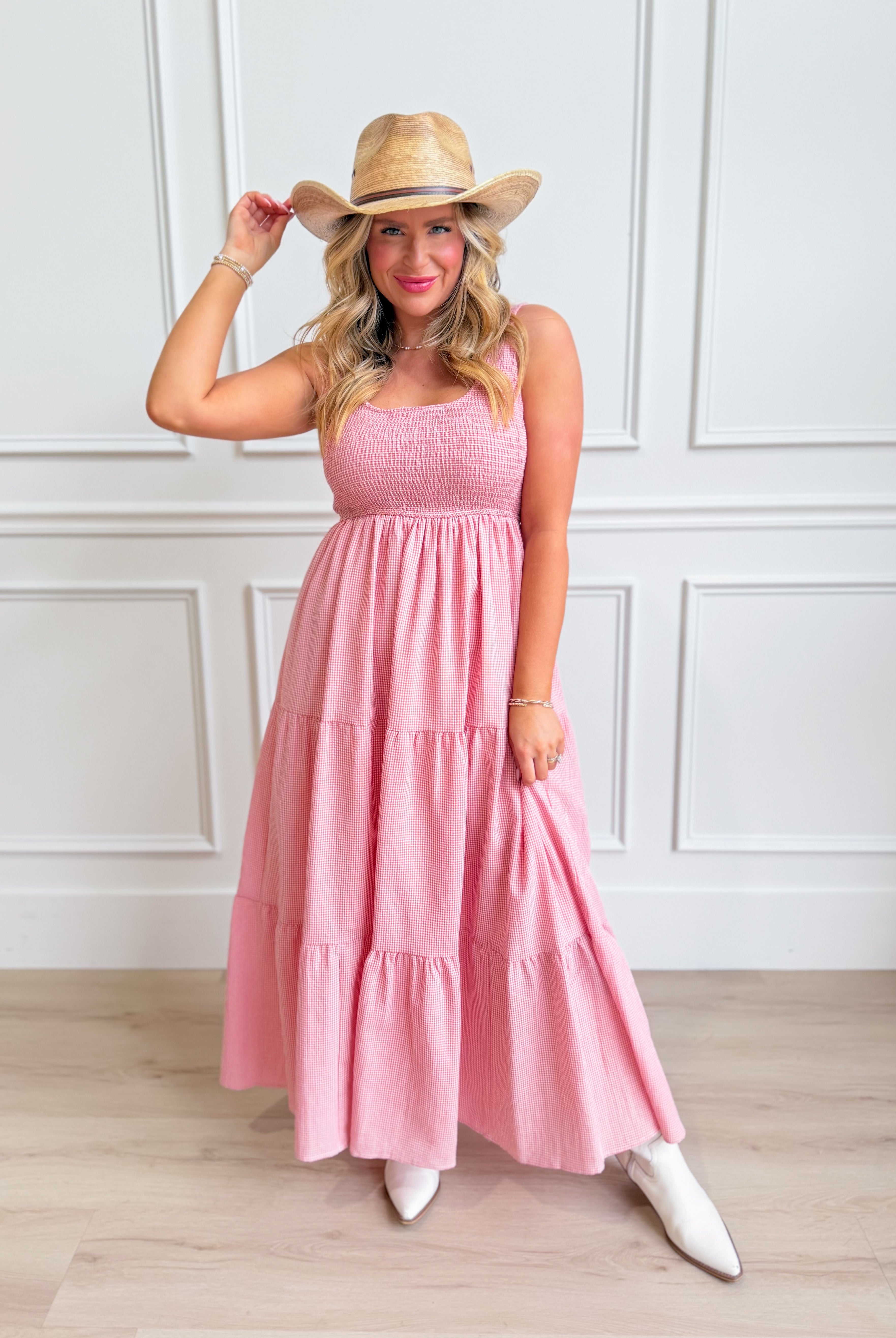 Pink gingham midi dress from BAEVELY featuring a classic pattern, sleeveless design, and a flowy, elegant silhouette.