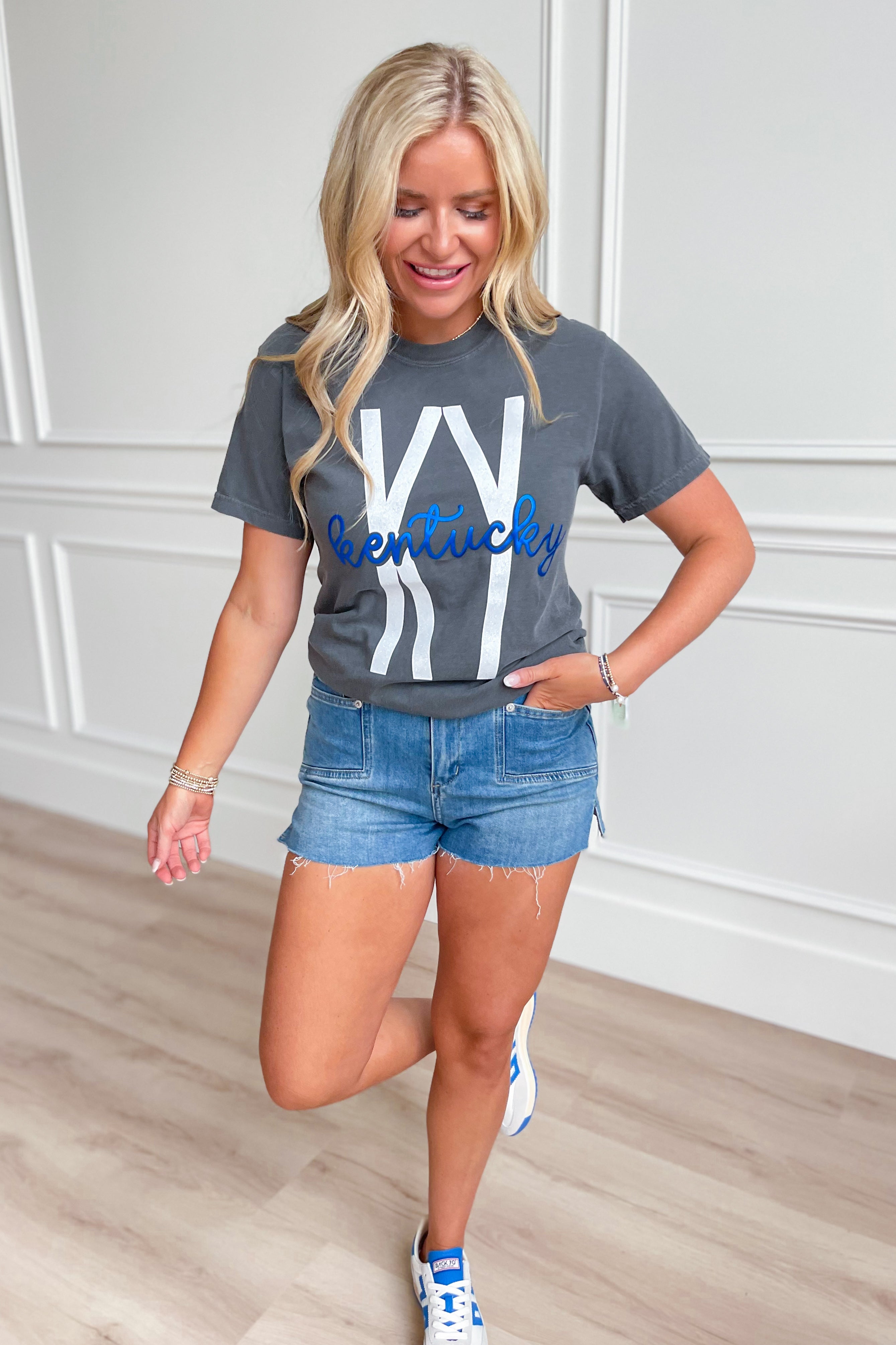 Kentucky Girl Graphic T-shirt - Be You Boutique
