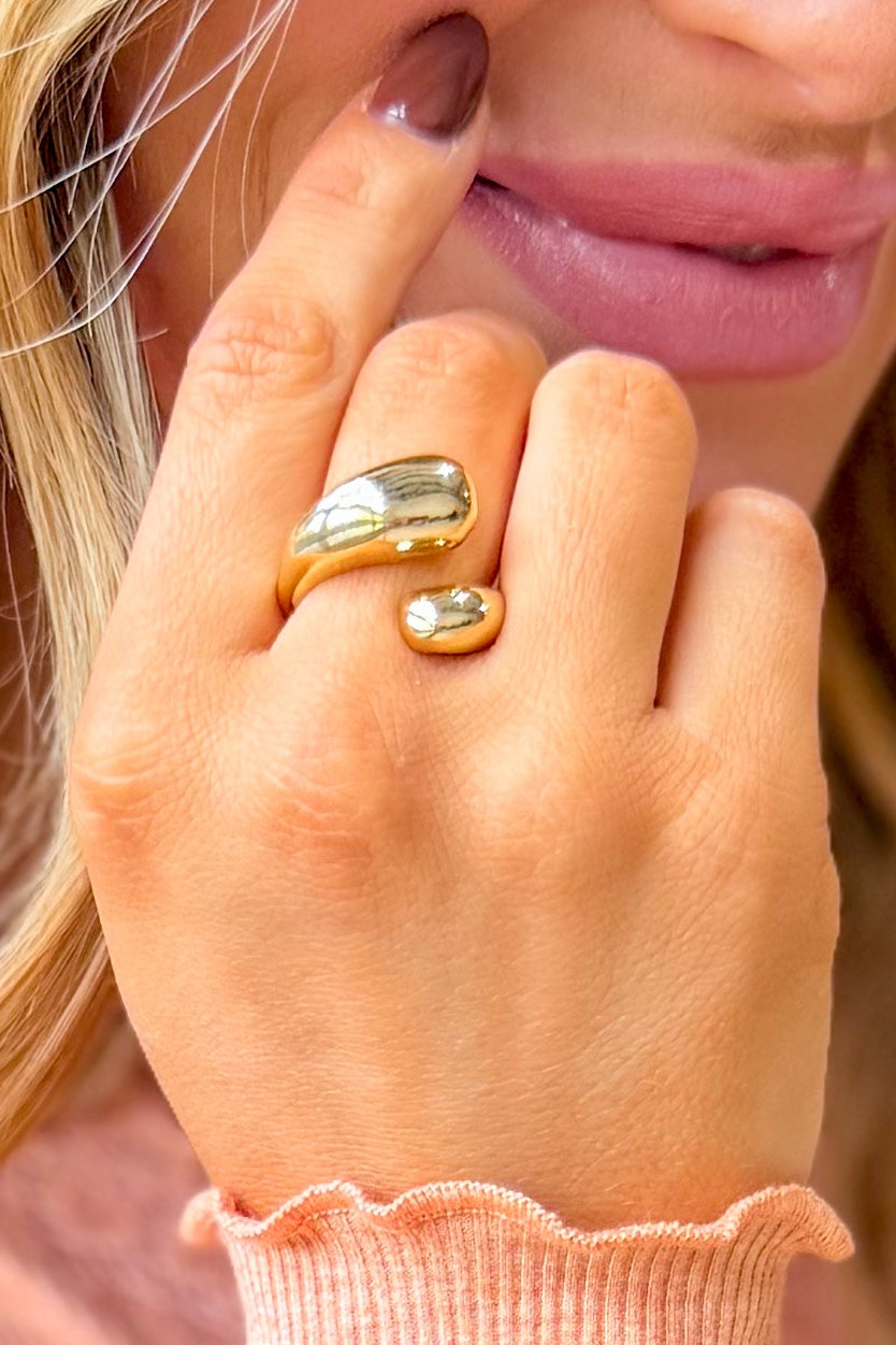 Caroline Hill Novara adjustable ring from 222 Other Jewelry collection, featuring a sleek, modern design and a polished finish.