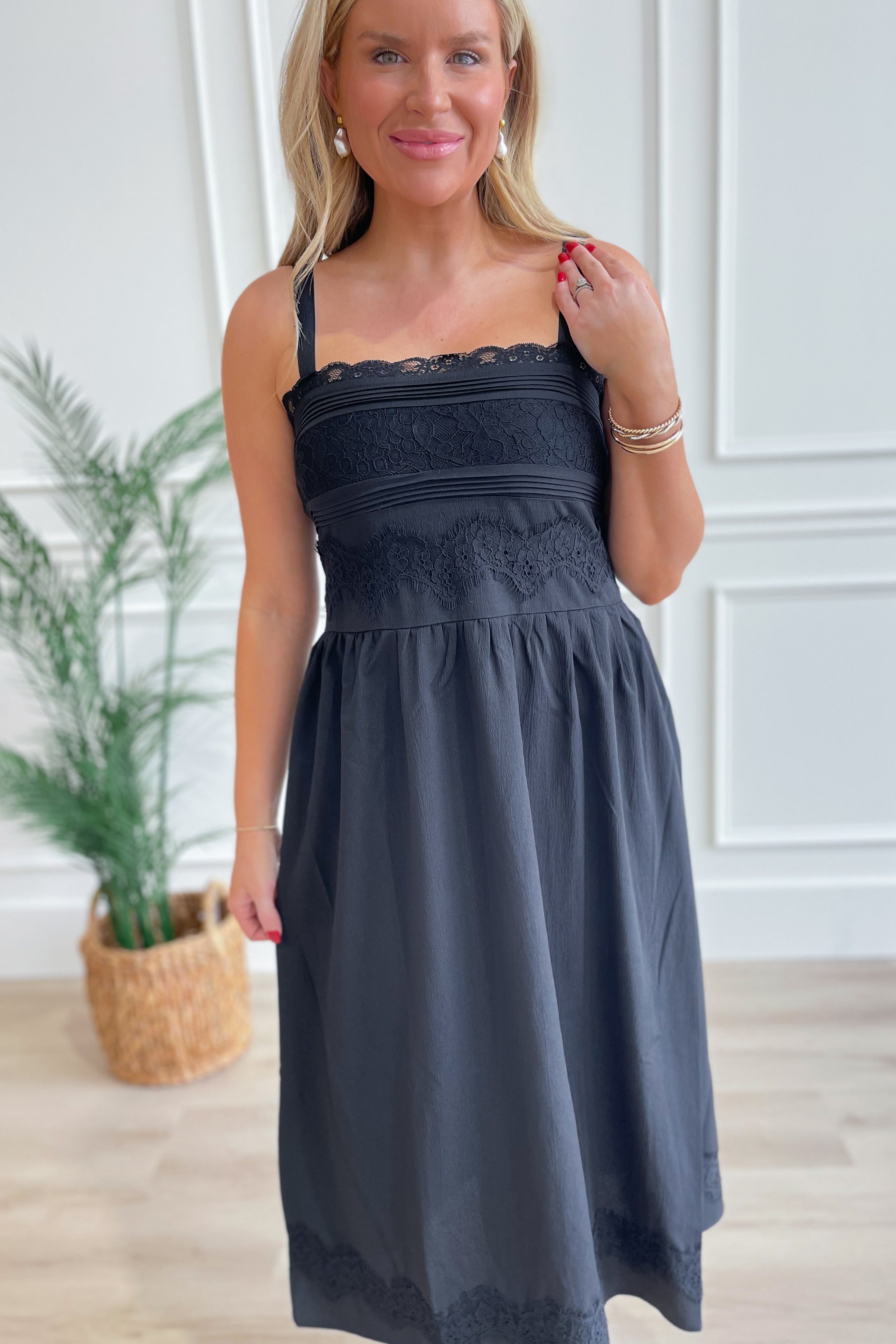Sarah Lace Applique Midi Dress - Be You Boutique