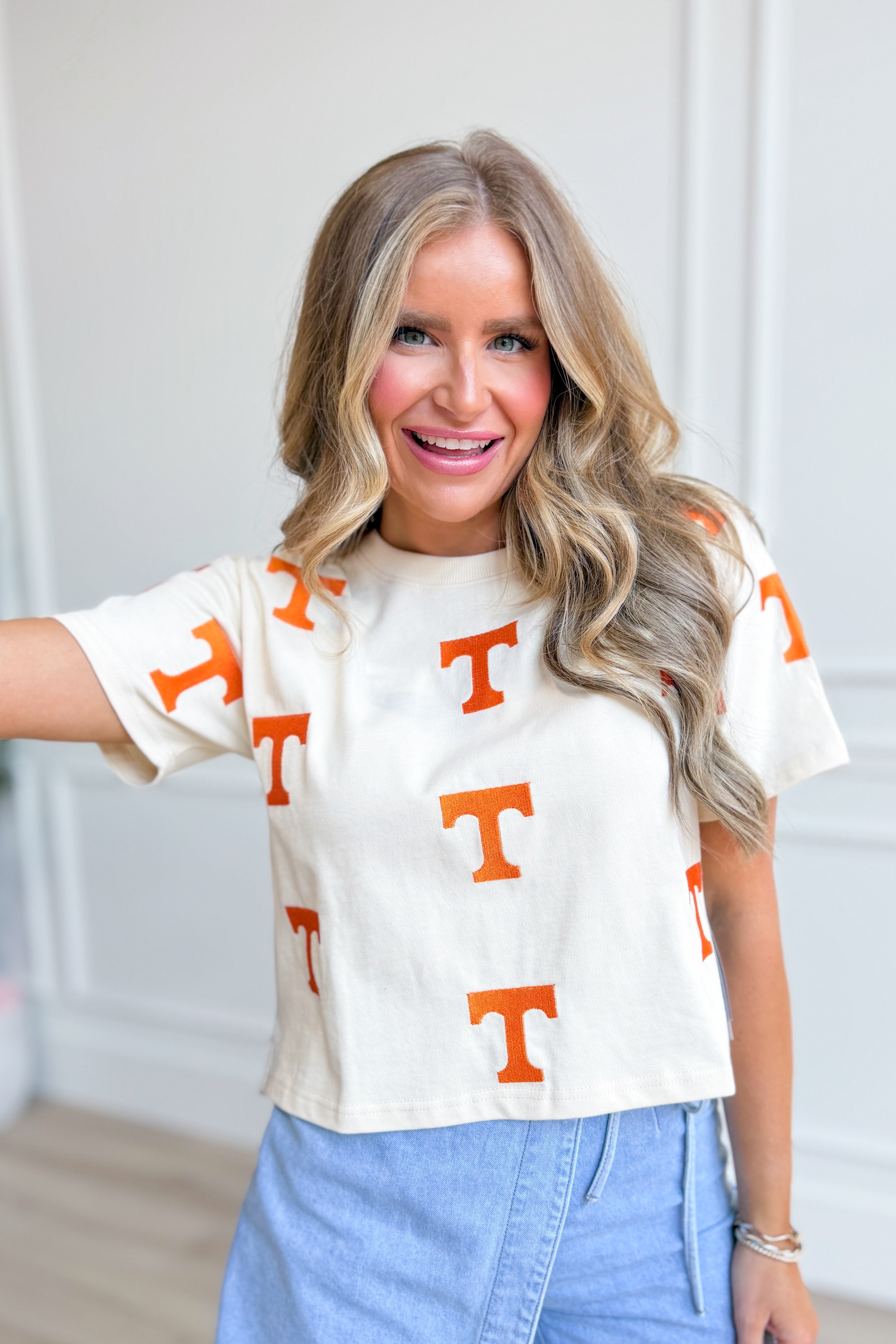 Tennessee Ritter embroidered Game Day Social casual tee in gray, featuring team logo and detailed embroidery, men's 105 casual top.
