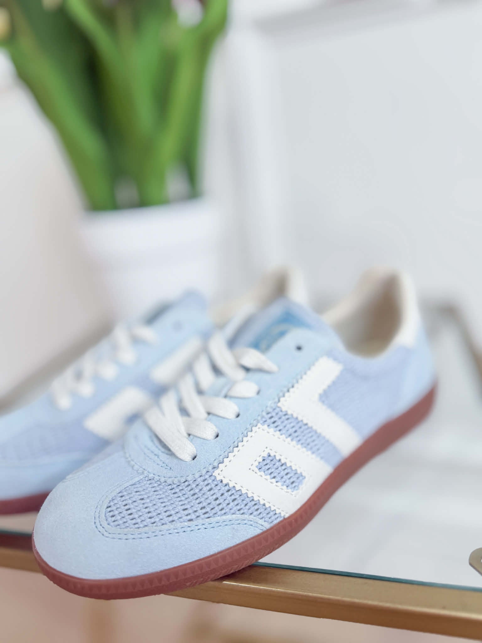 BACK 70 Ghost Sneakers in Sky Blue, 205 sneaker style, showcasing the lightweight design and vibrant color.