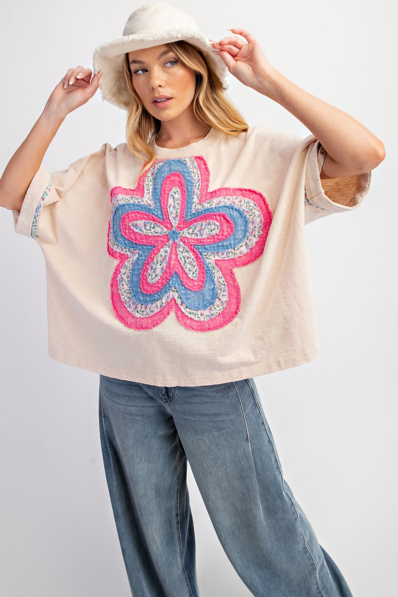 SPRING2025 Hattie Flower Patch Washed Cotton Slub Short Sleeve Top - Be You Boutique