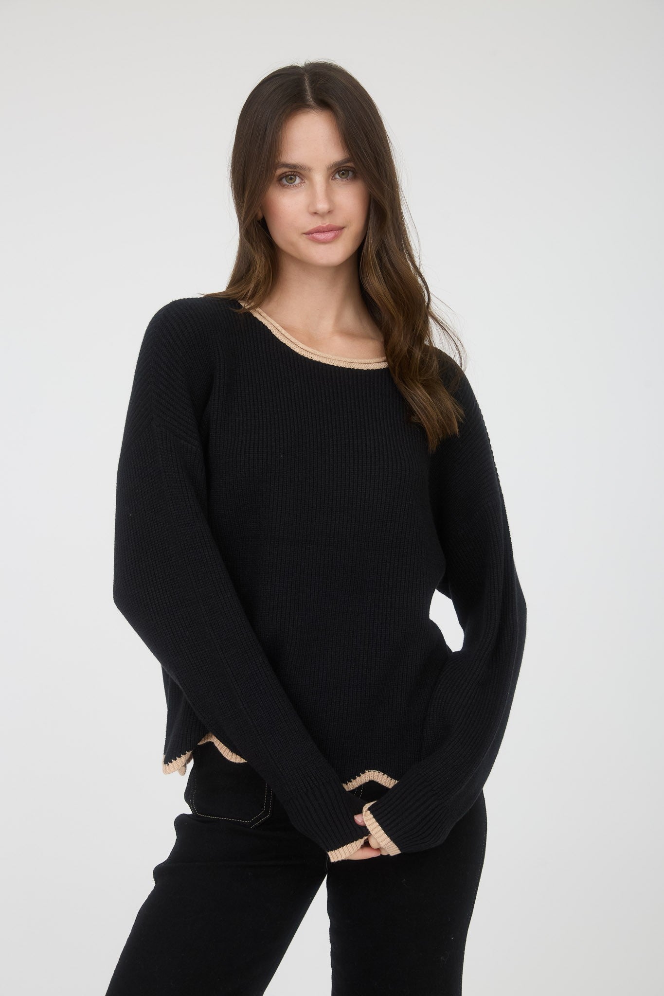 Olivia Contrast Scallop Pullover Sweater - Be You Boutique
