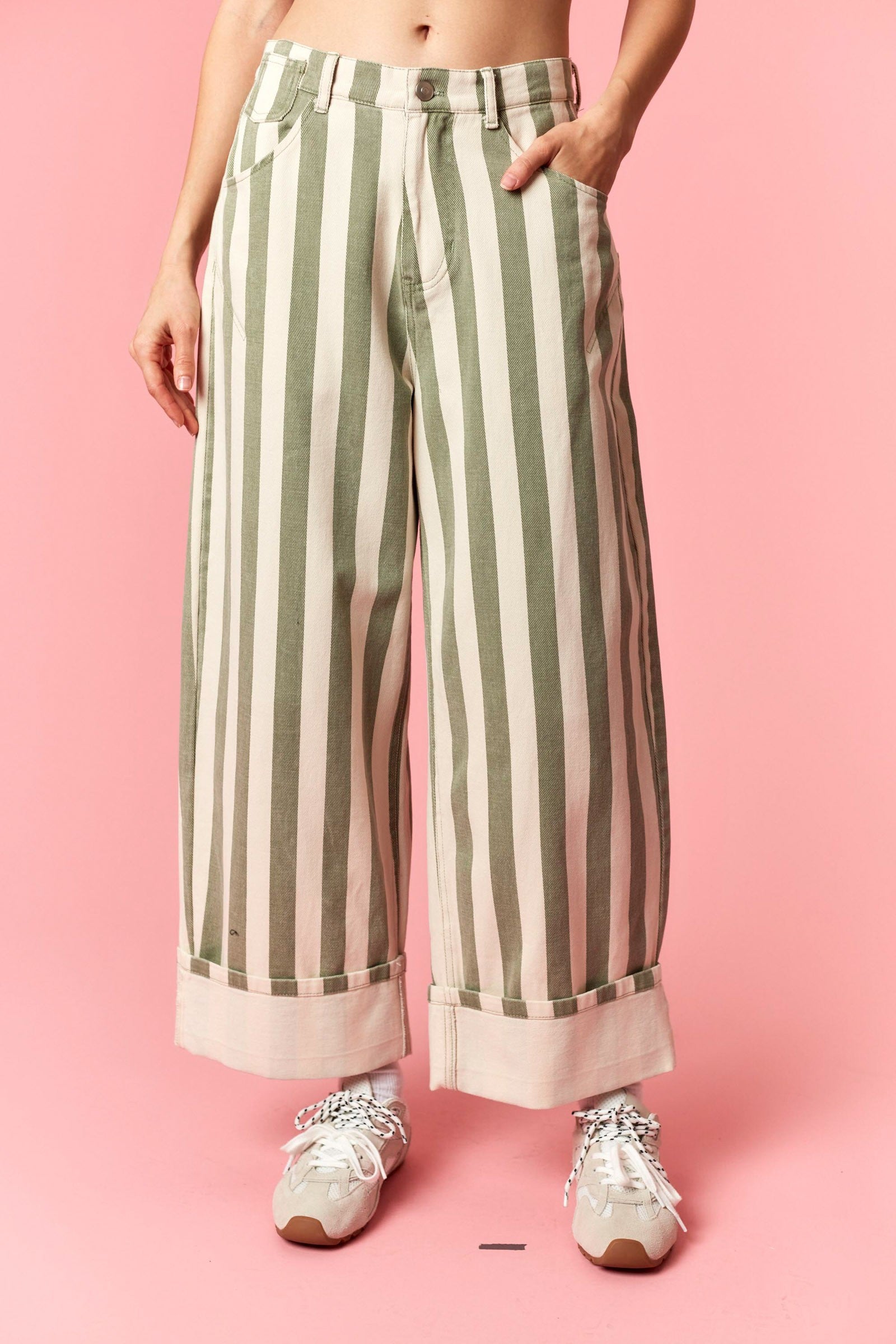 Peach Love Luis Sage striped rolled hem barrel jeans with 147 novelty design, featuring a relaxed fit and distinctive pattern.