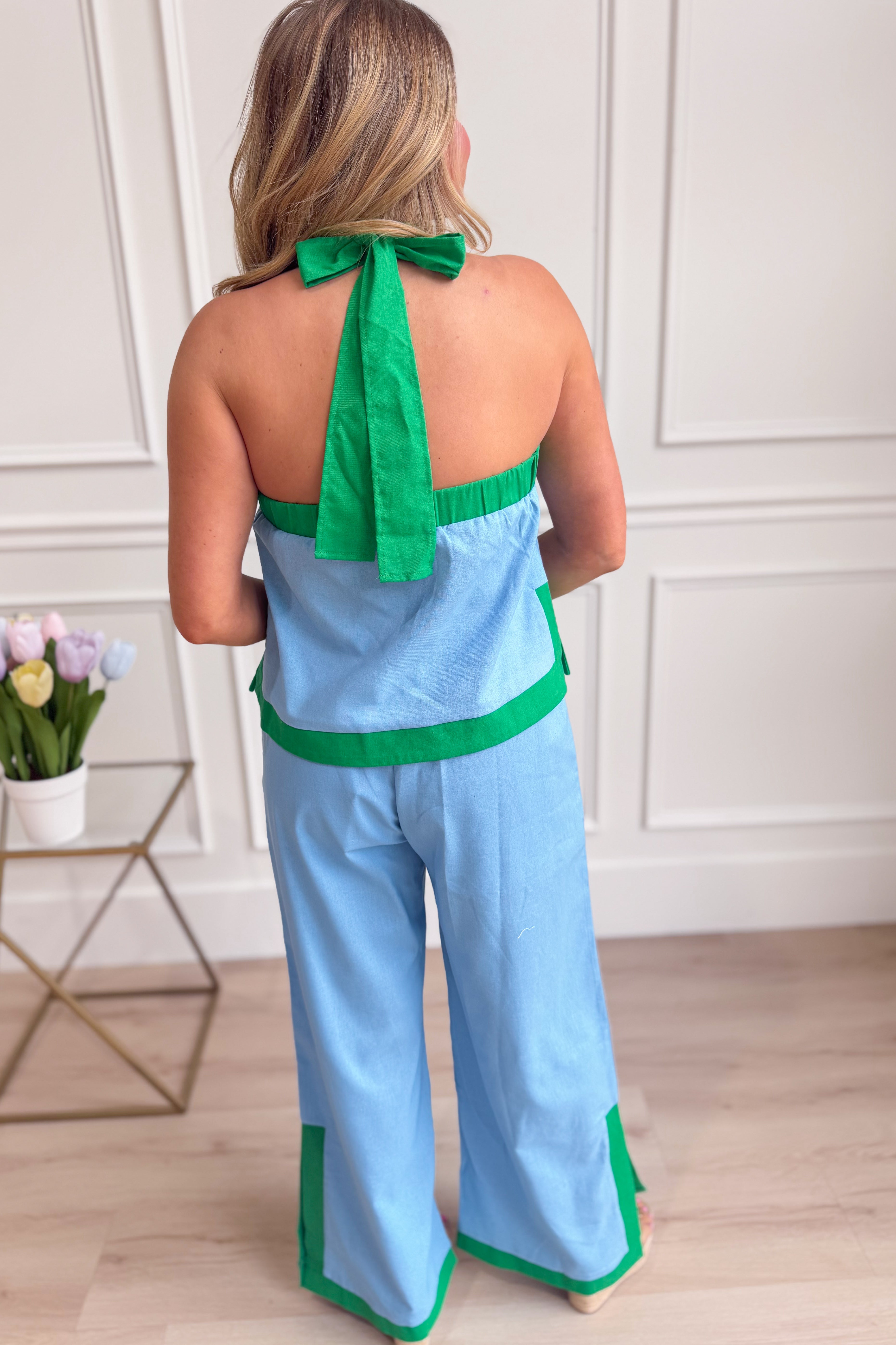ENTRO Coy contrasted trim top, 110 dressy blouse featuring stylish color accents and a sophisticated fit, perfect for elegant occasions.
