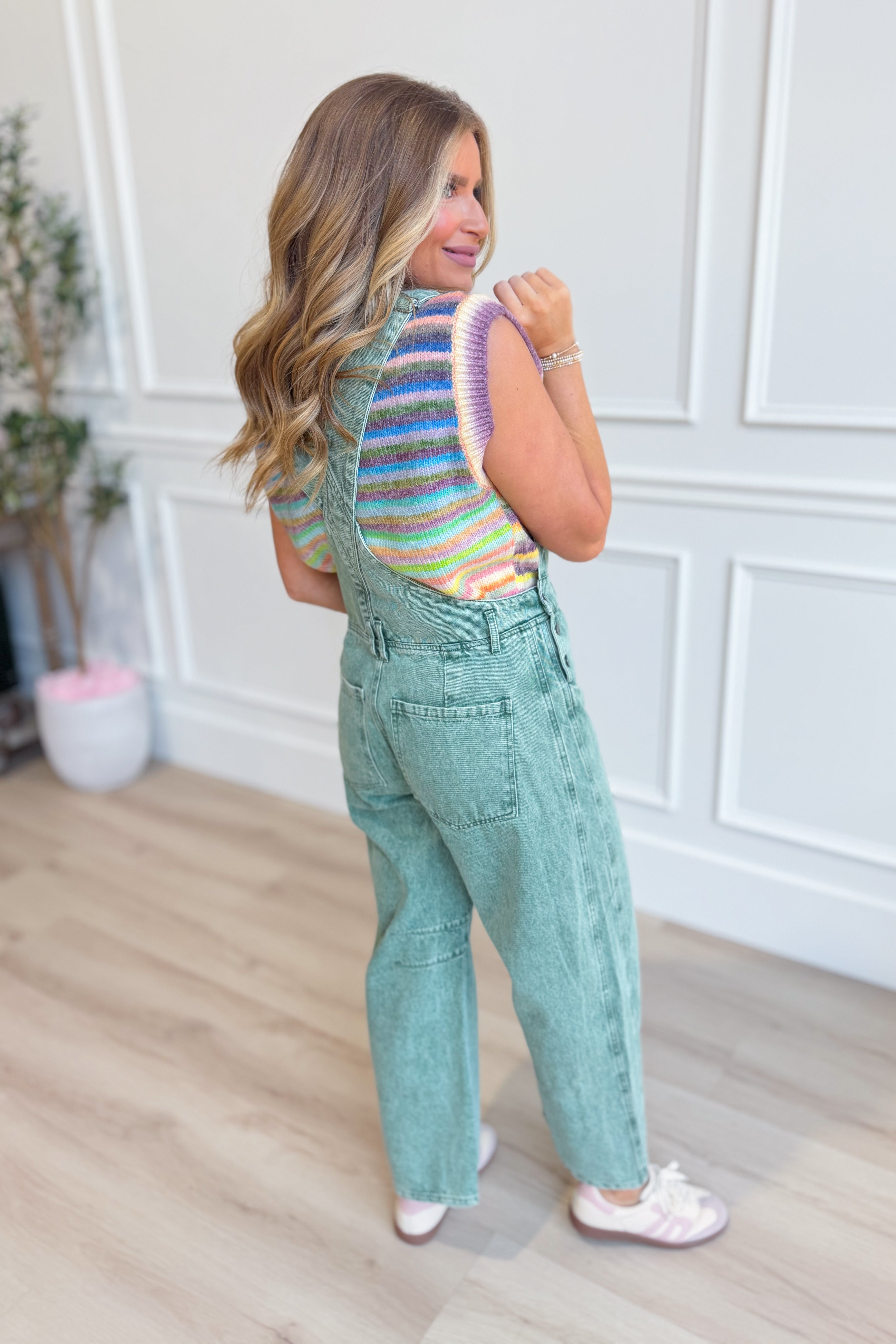 Mineral washed Ruth Twill barrel overalls from PEACH LOVE, 147 novelty jeans, showing the relaxed fit and stylish design.