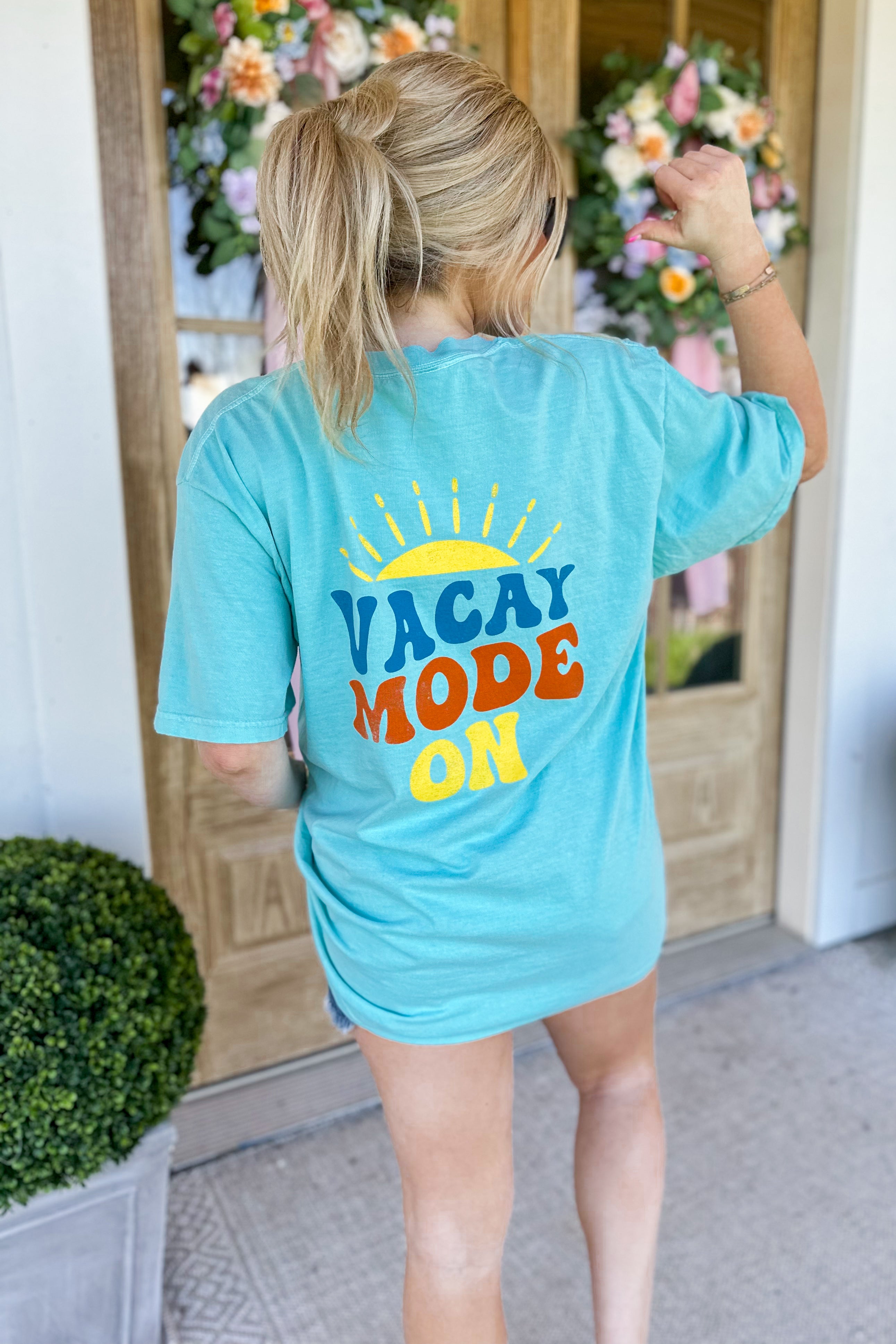 VACAY MODE Vintage Oversize Short Sleeve Graphic Tee - Be You Boutique