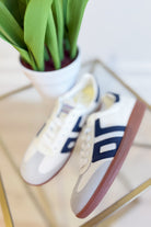 White and navy BACK 70 BACK70 Cloud Sneakers, 205 model, with modern design and breathable fabric, shown in detail.